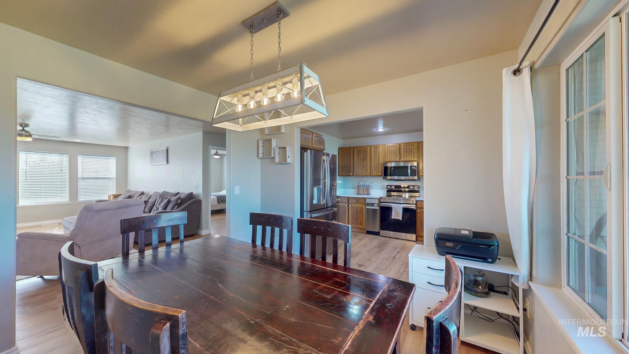 1868 S 1850 E, Gooding, Idaho 83330, 4 Bedrooms, 2 Bathrooms, Residential For Sale, Price $700,000, 98987606