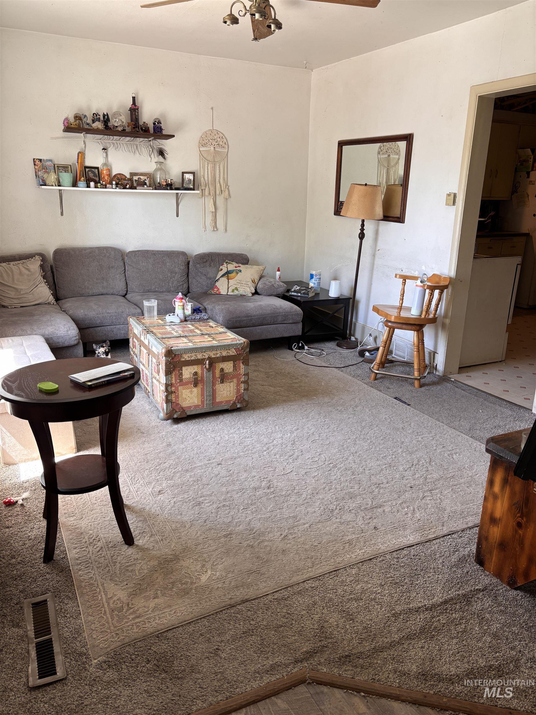 926 W Young St., Pocatello, Idaho 83204, 2 Bedrooms, 1 Bathroom, Residential Income For Sale, Price $198,900, 98987608