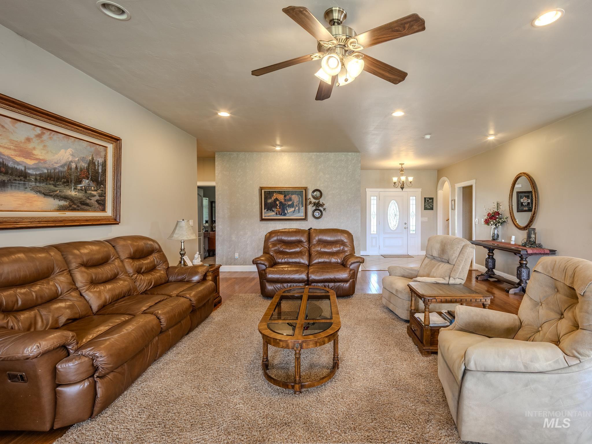 794 Pleasant Valley Rd, Clearwater, Idaho 83552, 3 Bedrooms, 3 Bathrooms, Residential For Sale, Price $1,700,000, 98987609