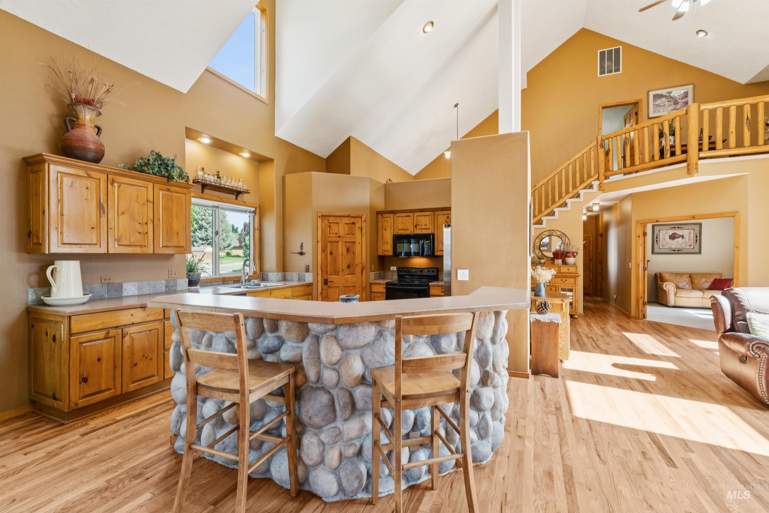 3013 Gold Creek, Eagle, Idaho 83616, 3 Bedrooms, 2 Bathrooms, Residential For Sale, Price $620,000, 98987612