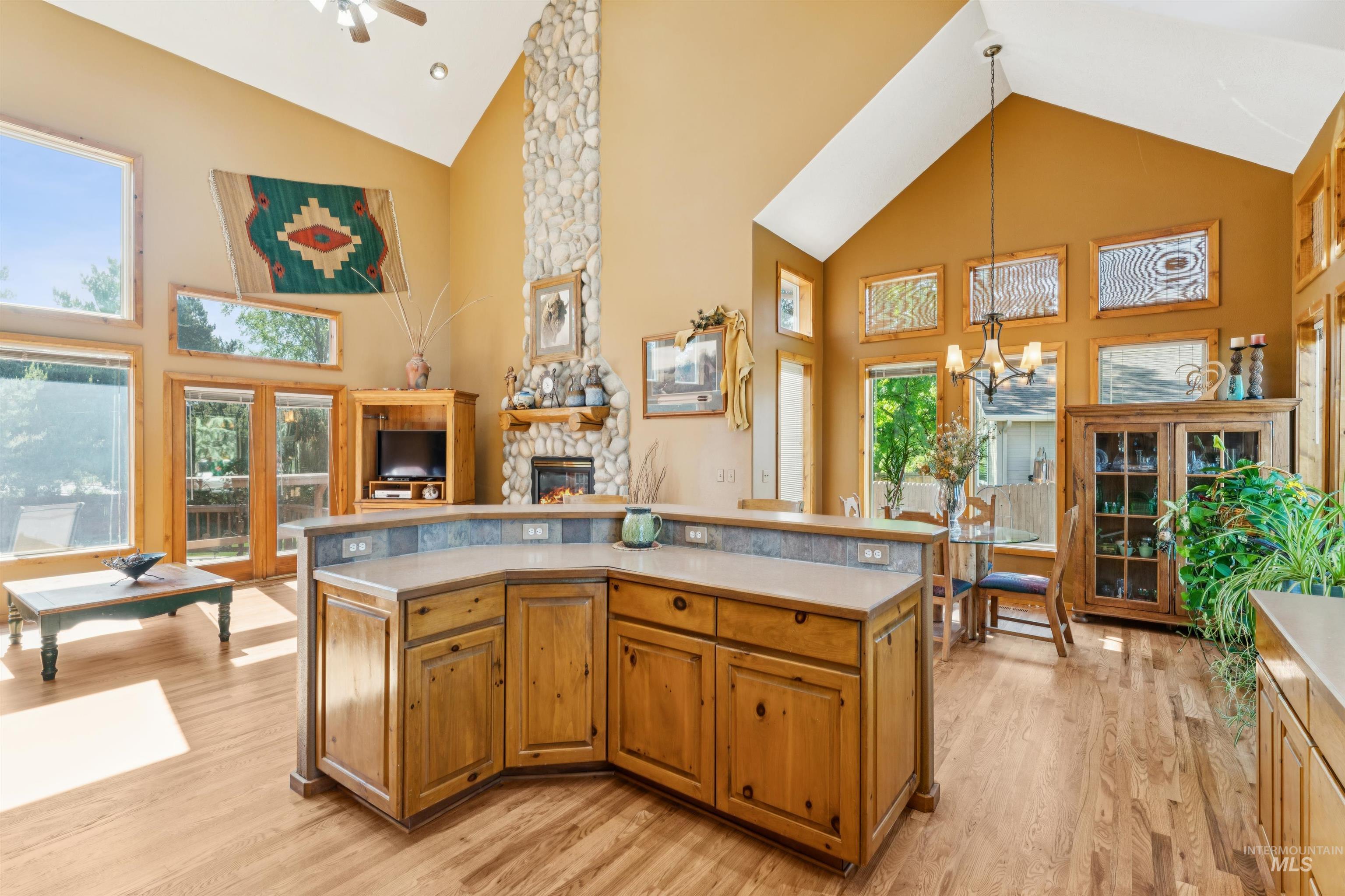 3013 Gold Creek, Eagle, Idaho 83616, 3 Bedrooms, 2 Bathrooms, Residential For Sale, Price $620,000, 98987612