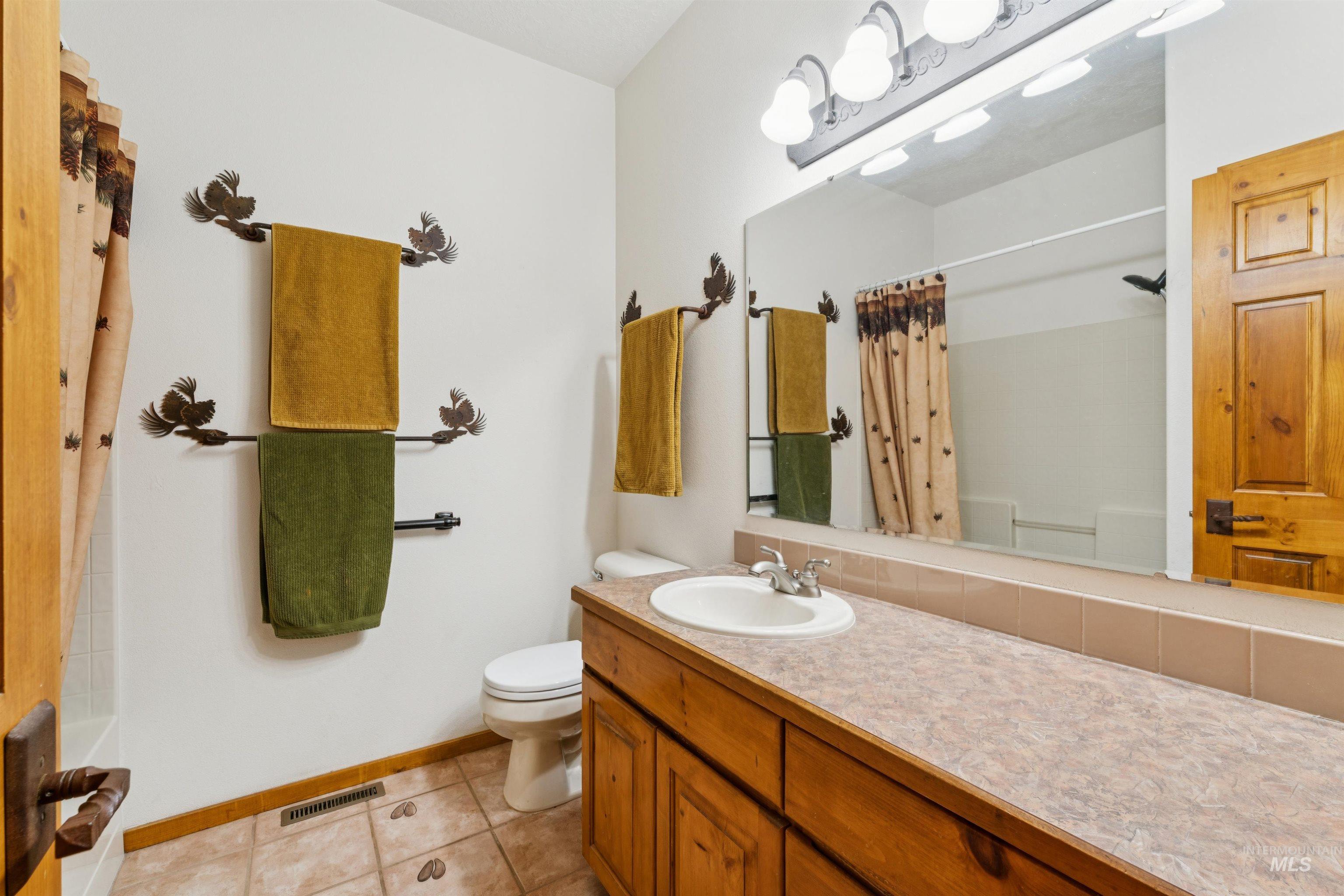 3013 Gold Creek, Eagle, Idaho 83616, 3 Bedrooms, 2 Bathrooms, Residential For Sale, Price $620,000, 98987612