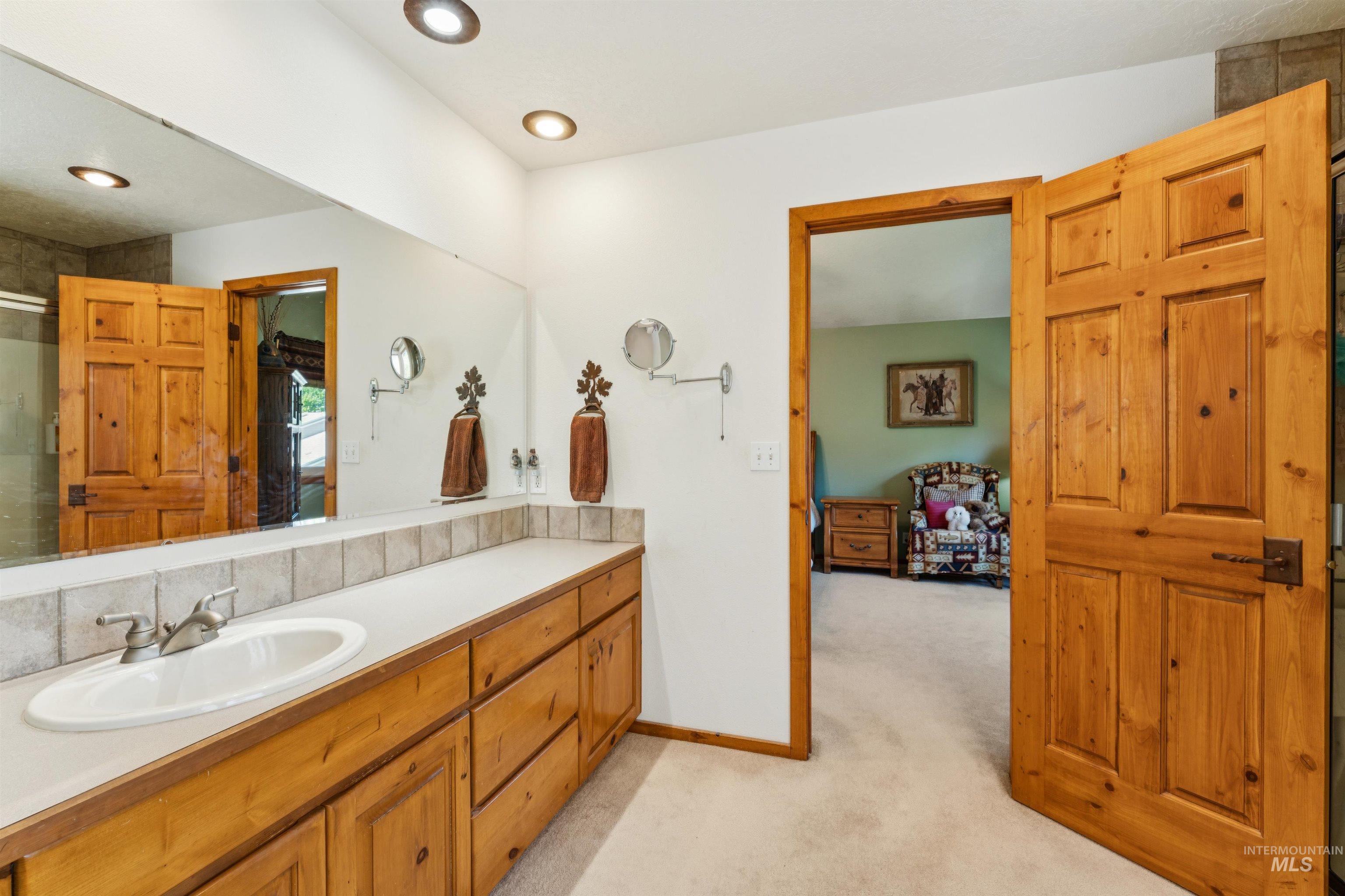 3013 Gold Creek, Eagle, Idaho 83616, 3 Bedrooms, 2 Bathrooms, Residential For Sale, Price $620,000, 98987612