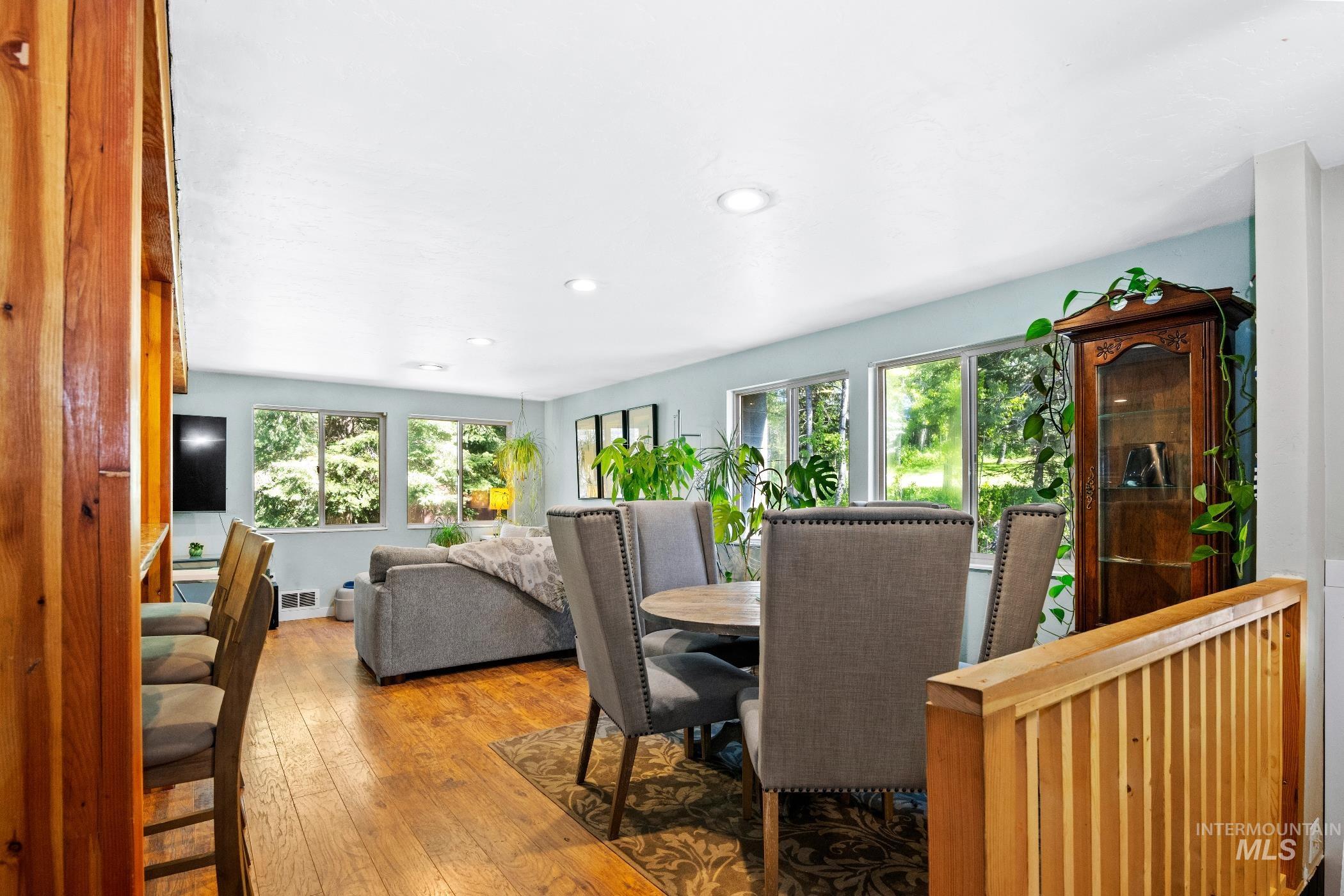907 Ann Street, McCall, Idaho 83638, 3 Bedrooms, 2 Bathrooms, Residential For Sale, Price $799,000, 98987622