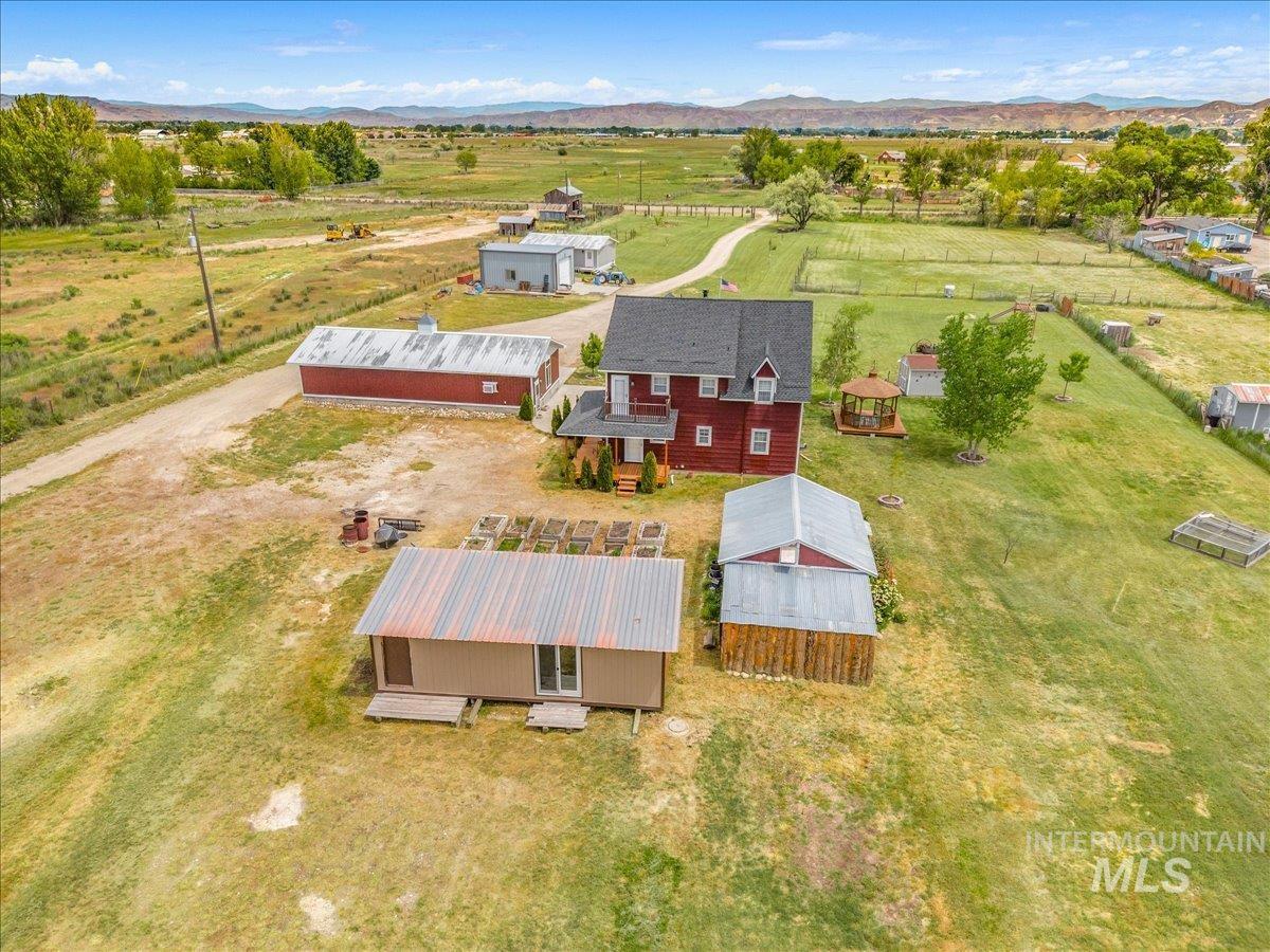 2577 Star Lane, Emmett, Idaho 83617, 5 Bedrooms, 3 Bathrooms, Residential For Sale, Price $849,900, 98987627
