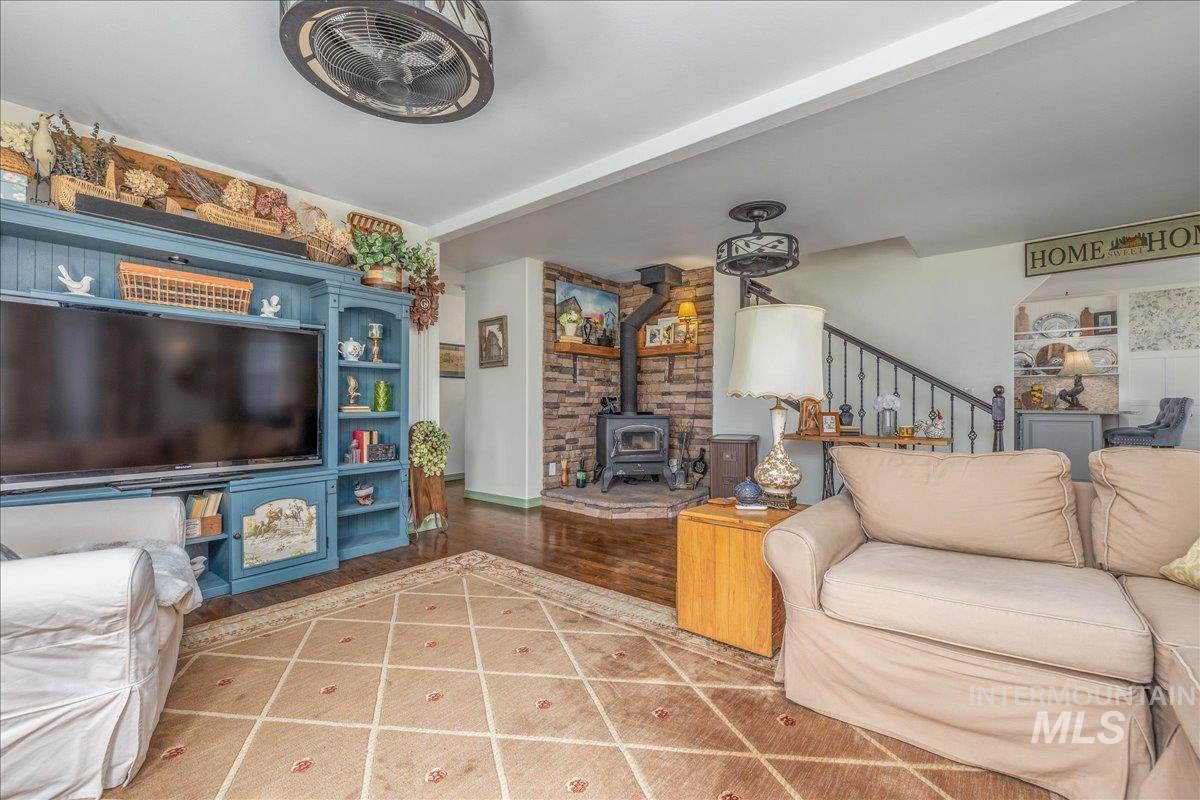 2577 Star Lane, Emmett, Idaho 83617, 5 Bedrooms, 3 Bathrooms, Residential For Sale, Price $849,900, 98987627