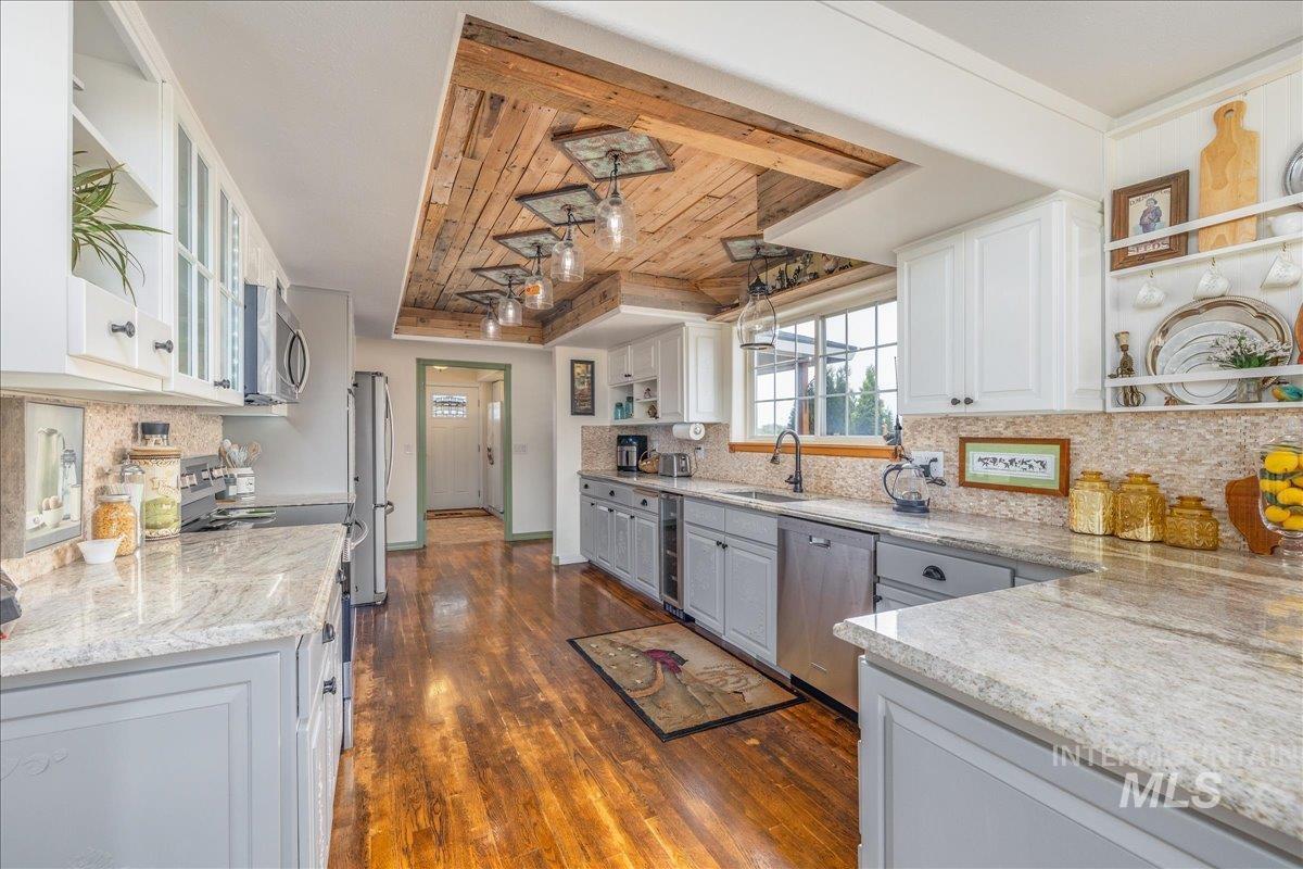 2577 Star Lane, Emmett, Idaho 83617, 5 Bedrooms, 3 Bathrooms, Residential For Sale, Price $849,900, 98987627