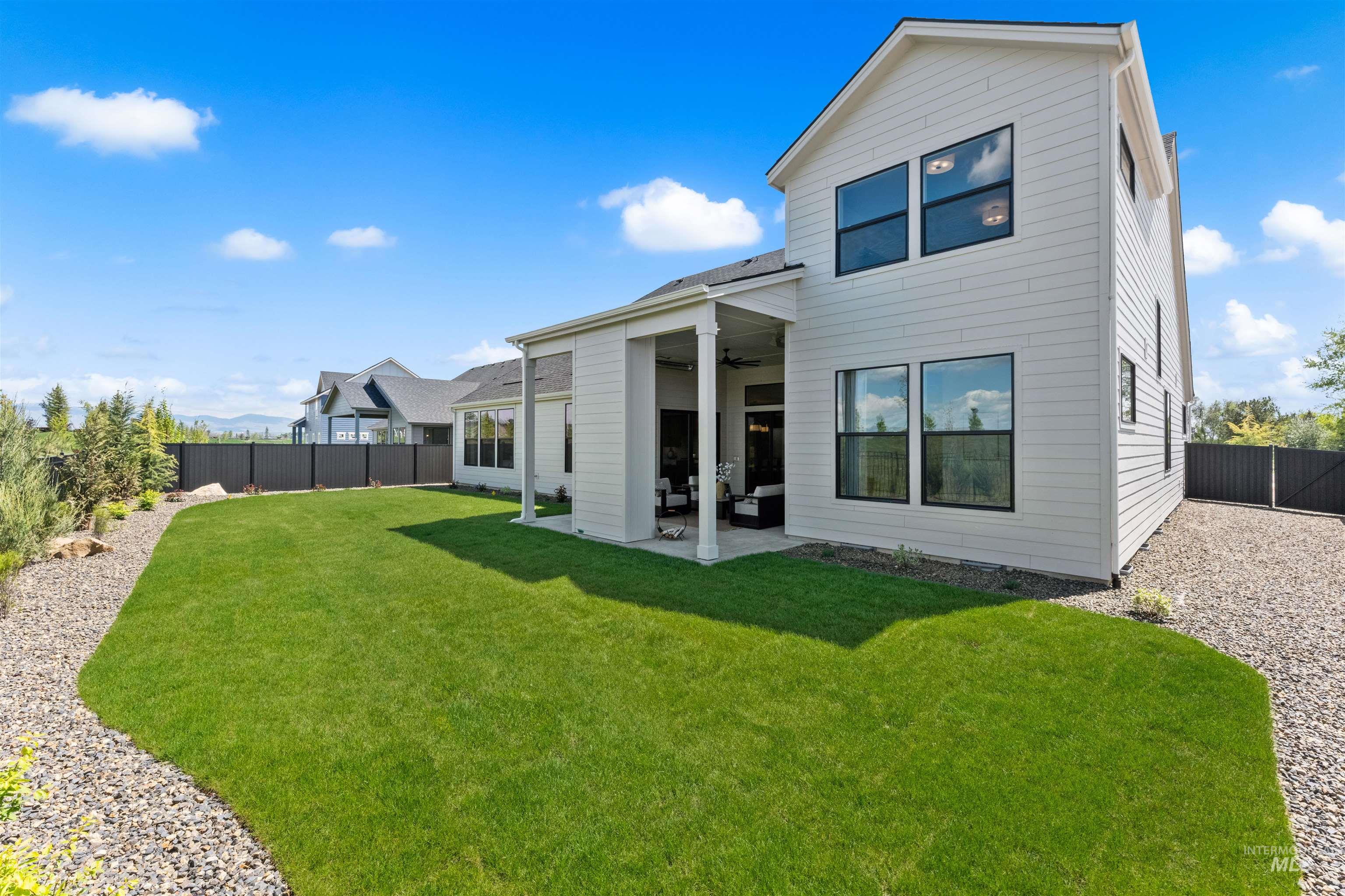8051 W Inspirado Dr., Eagle, Idaho 83646, 4 Bedrooms, 3.5 Bathrooms, Residential For Sale, Price $1,149,800, 98987628
