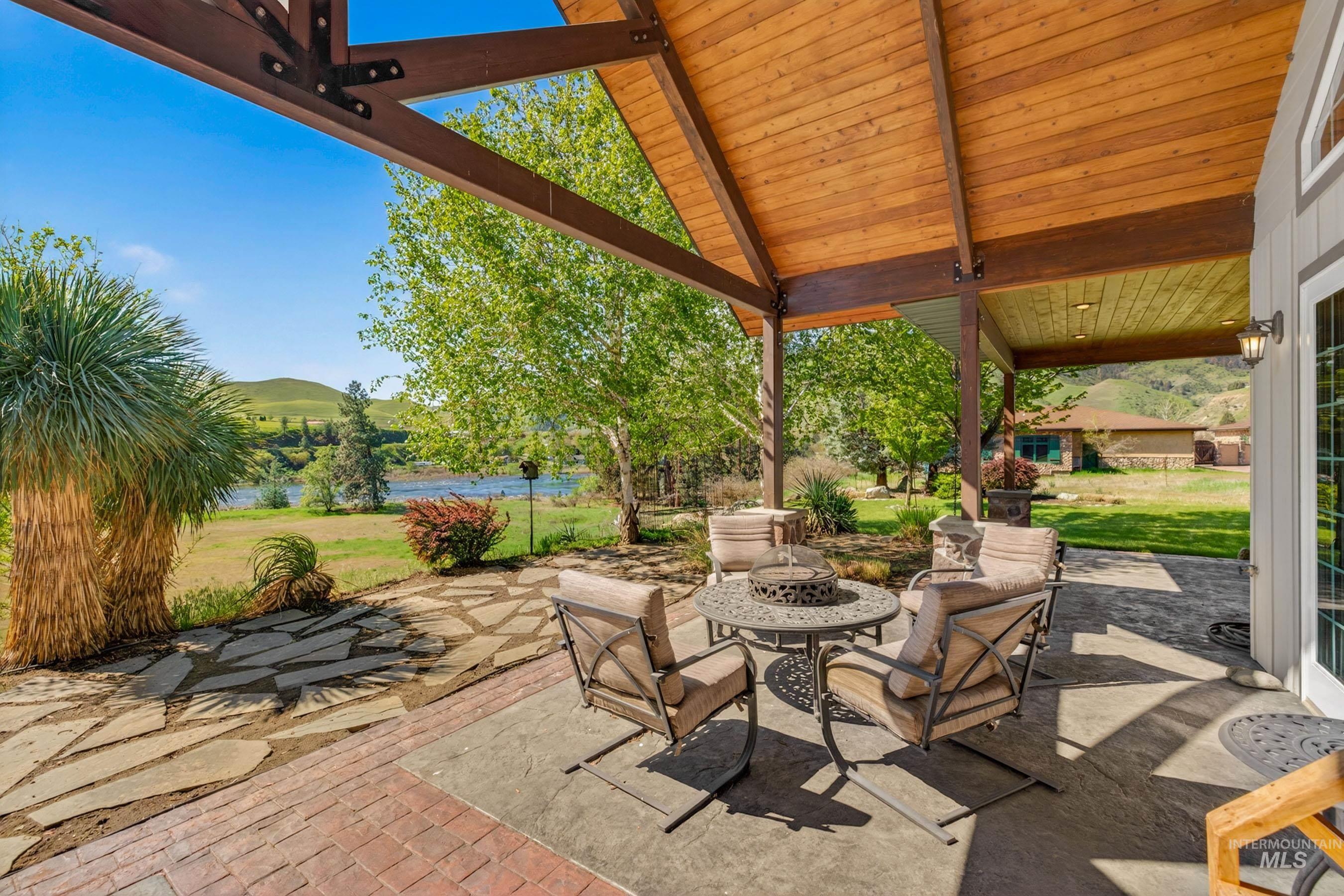 113 Deford Rd, White Bird, Idaho 83554, 3 Bedrooms, 3 Bathrooms, Residential For Sale, Price $2,300,000,MLS 98987629