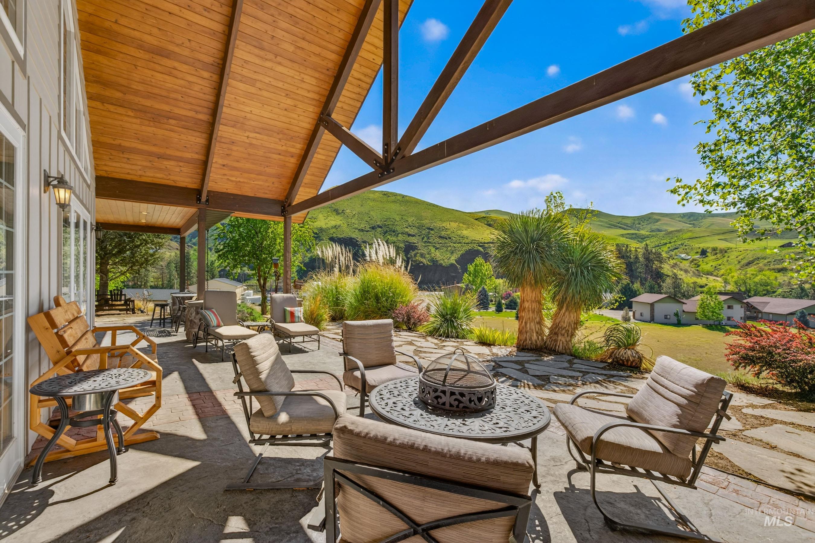 113 Deford Rd, White Bird, Idaho 83554, 3 Bedrooms, 3 Bathrooms, Residential For Sale, Price $2,300,000,MLS 98987629