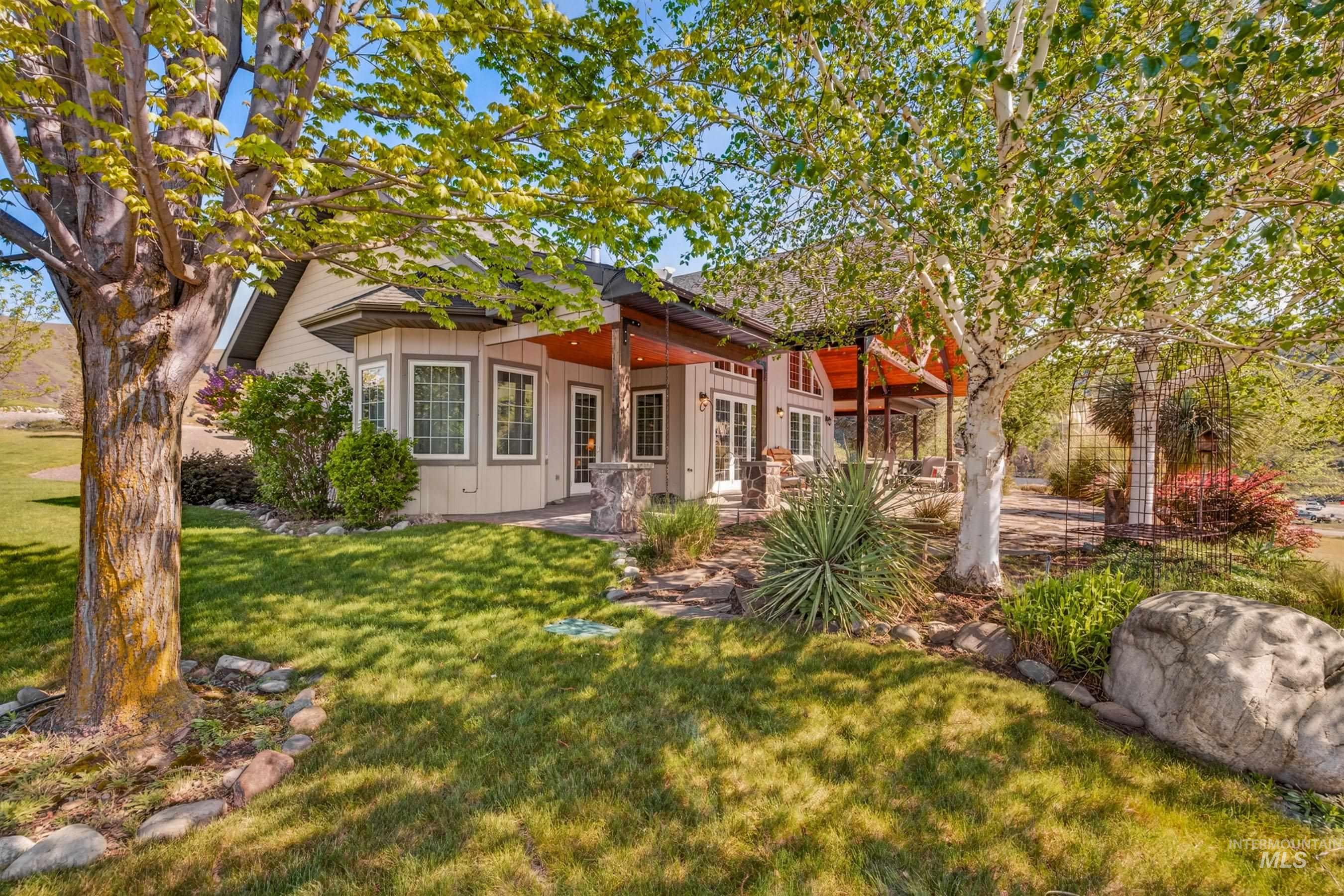 113 Deford Rd, White Bird, Idaho 83554, 3 Bedrooms, 3 Bathrooms, Residential For Sale, Price $2,300,000,MLS 98987629
