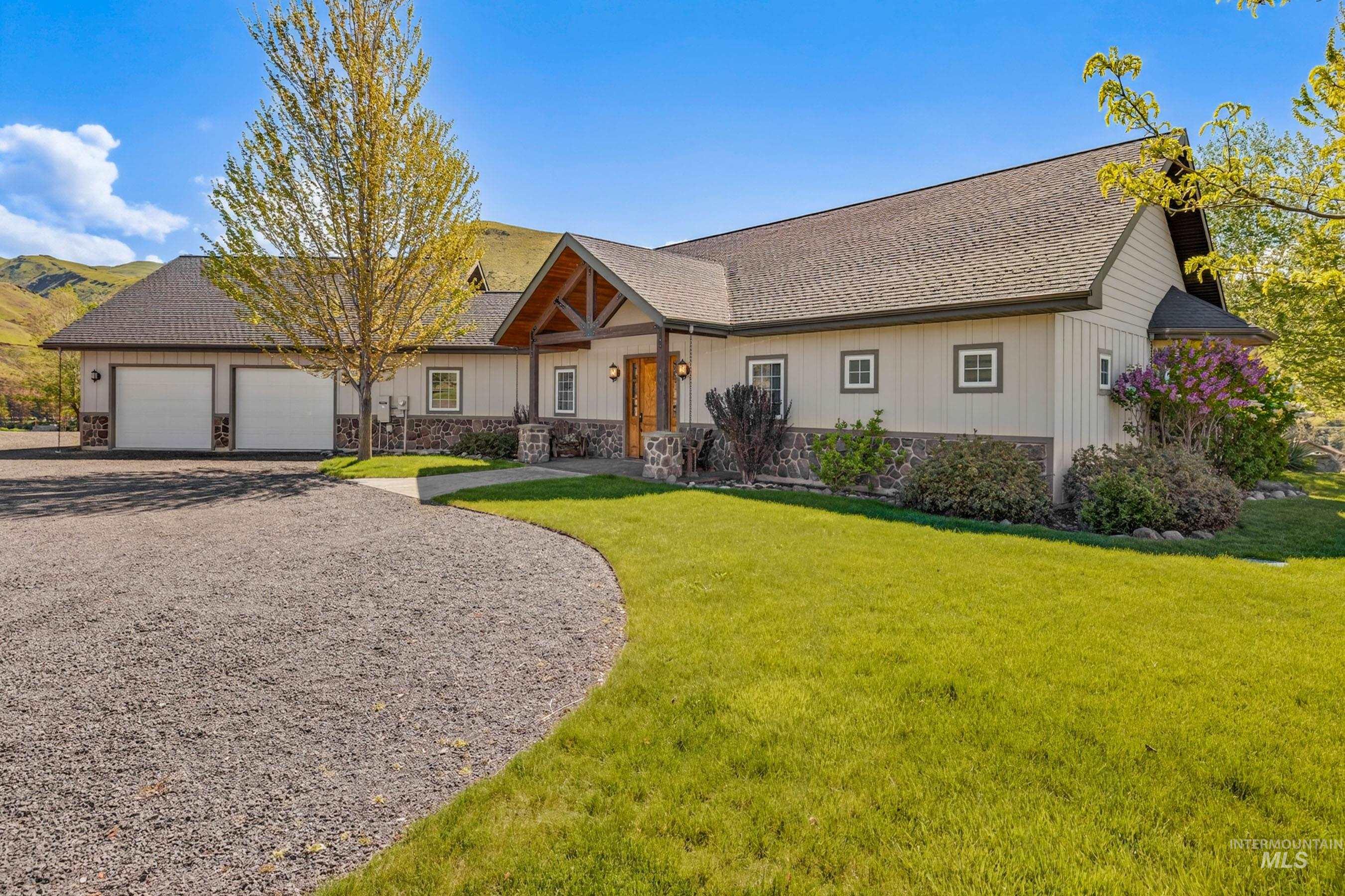 113 Deford Rd, White Bird, Idaho 83554, 3 Bedrooms, 3 Bathrooms, Residential For Sale, Price $2,300,000,MLS 98987629