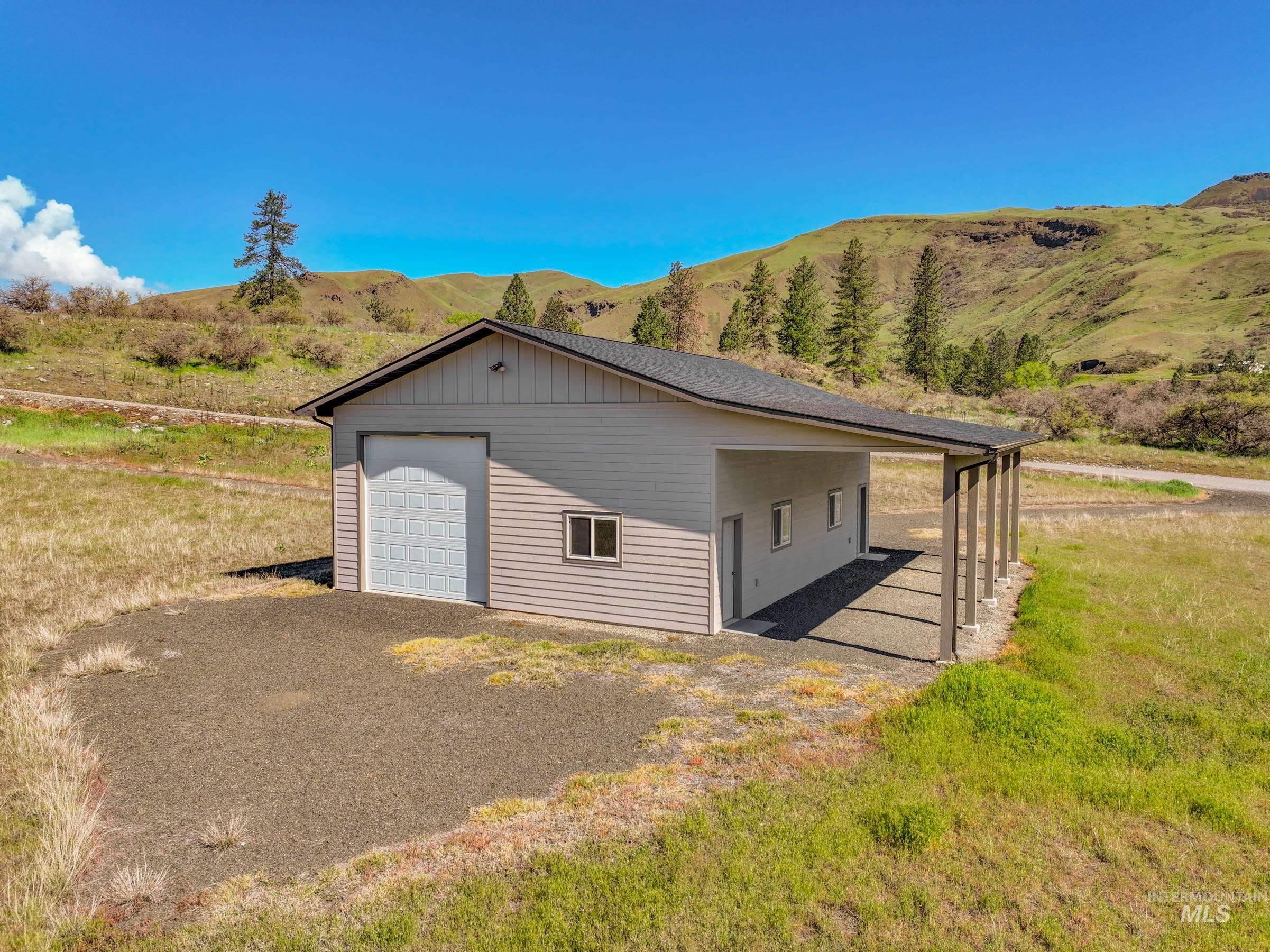 113 Deford Rd, White Bird, Idaho 83554, 3 Bedrooms, 3 Bathrooms, Residential For Sale, Price $2,300,000,MLS 98987629