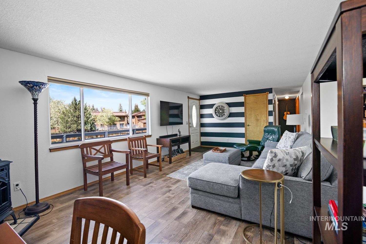 1605 Lawrence Drive, McCall, Idaho 83638, 3 Bedrooms, 2 Bathrooms, Residential For Sale, Price $774,900, 98987631
