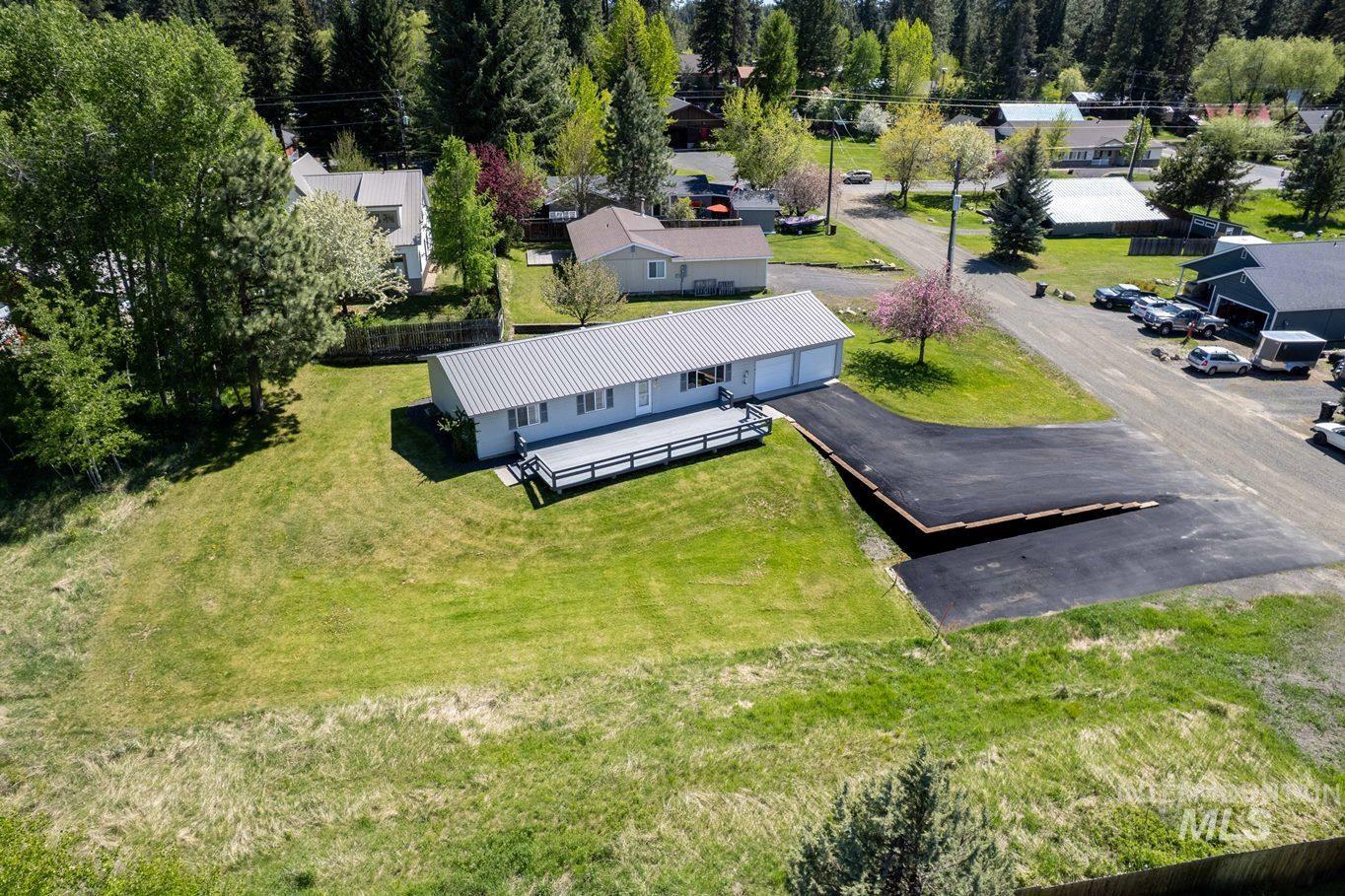 1605 Lawrence Drive, McCall, Idaho 83638, 3 Bedrooms, 2 Bathrooms, Residential For Sale, Price $774,900, 98987631