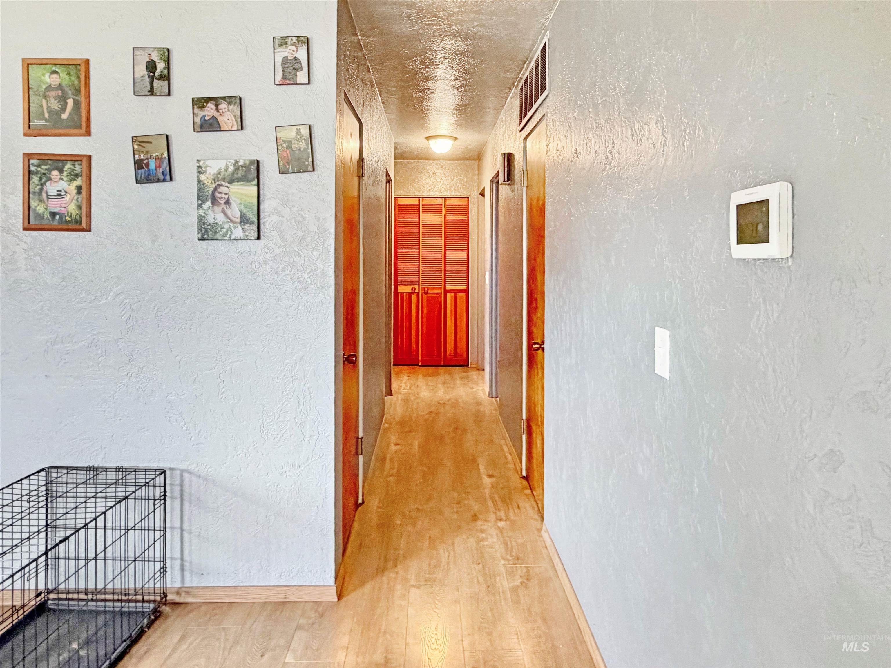 2044 10th Ave, Clarkston, Washington 99403, 3 Bedrooms, 1 Bathroom, Residential For Sale, Price $325,000, 98987638