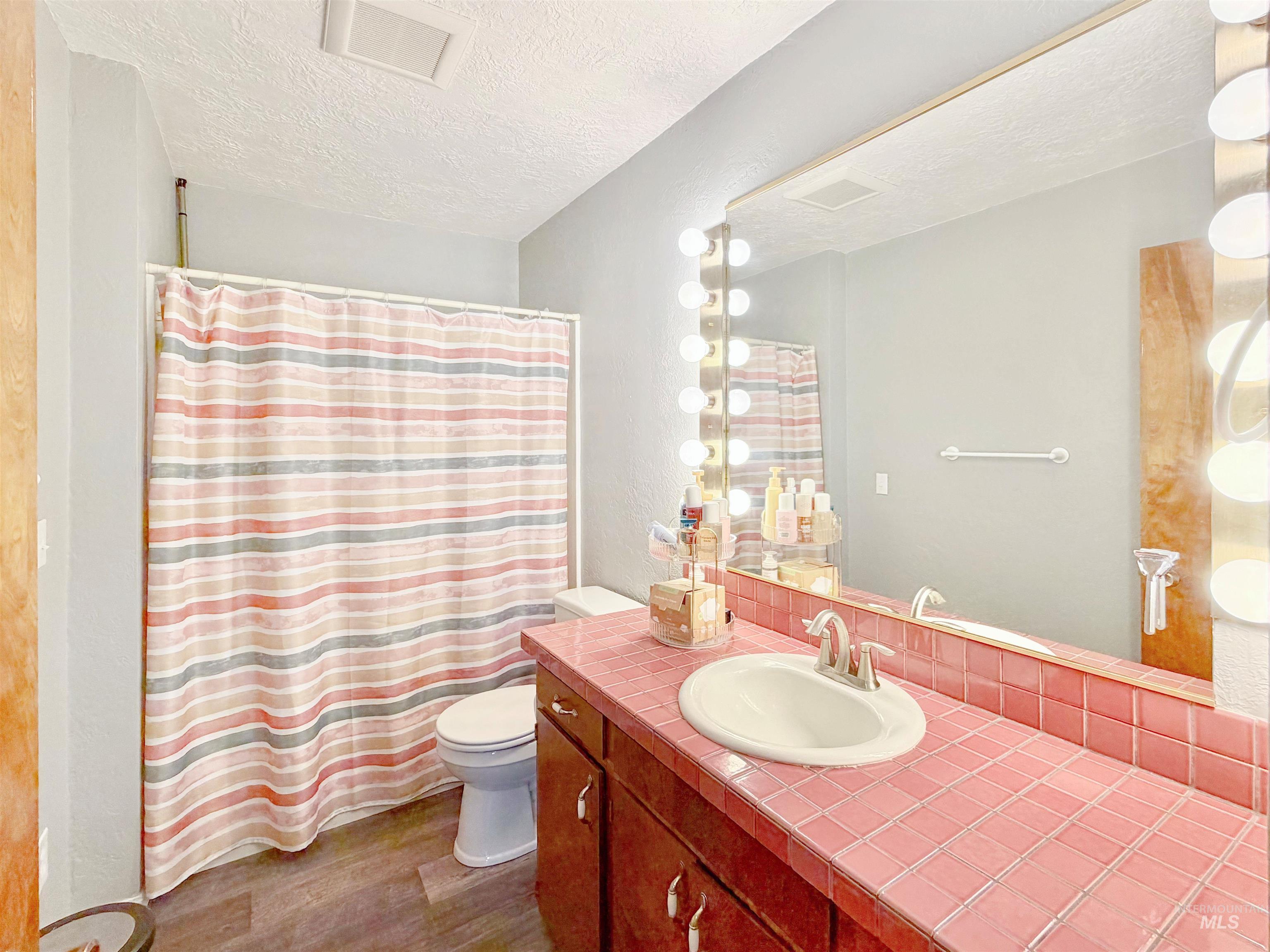 2044 10th Ave, Clarkston, Washington 99403, 3 Bedrooms, 1 Bathroom, Residential For Sale, Price $325,000, 98987638
