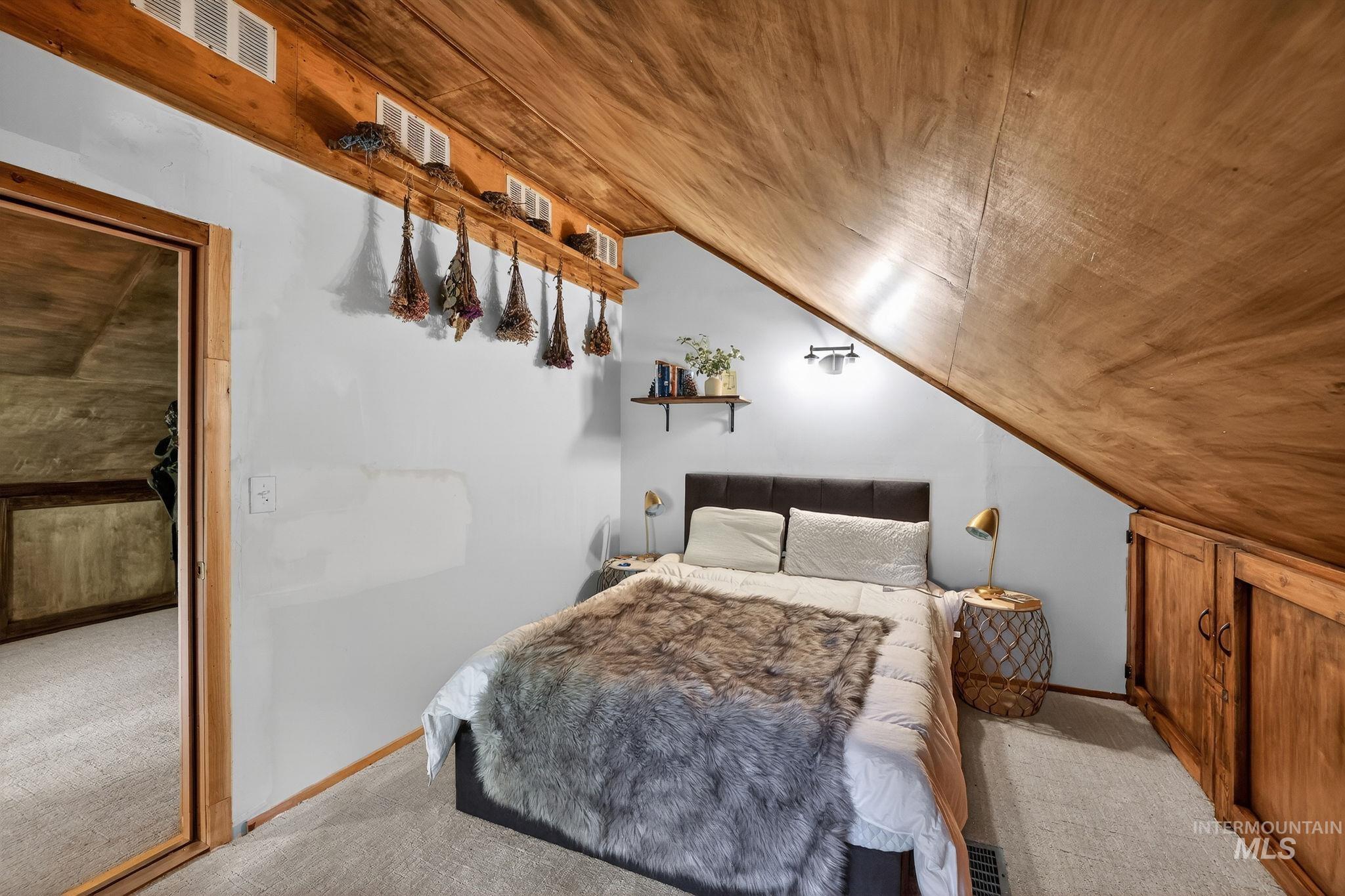 321 Secesh River Road, Secesh, Idaho 83638, 2 Bedrooms, 2.5 Bathrooms, Residential For Sale, Price $839,000, 98987639