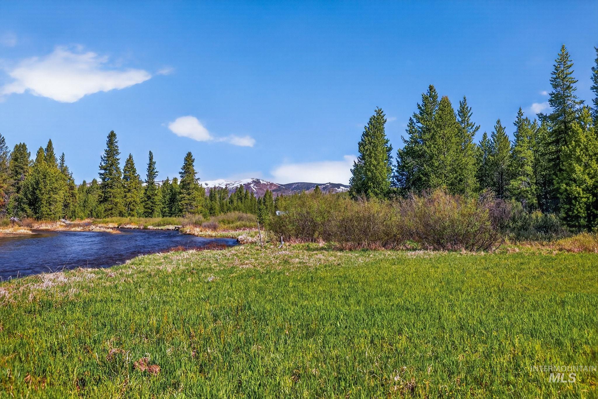 321 Secesh River Road, Secesh, Idaho 83638, 2 Bedrooms, 2.5 Bathrooms, Residential For Sale, Price $839,000, 98987639