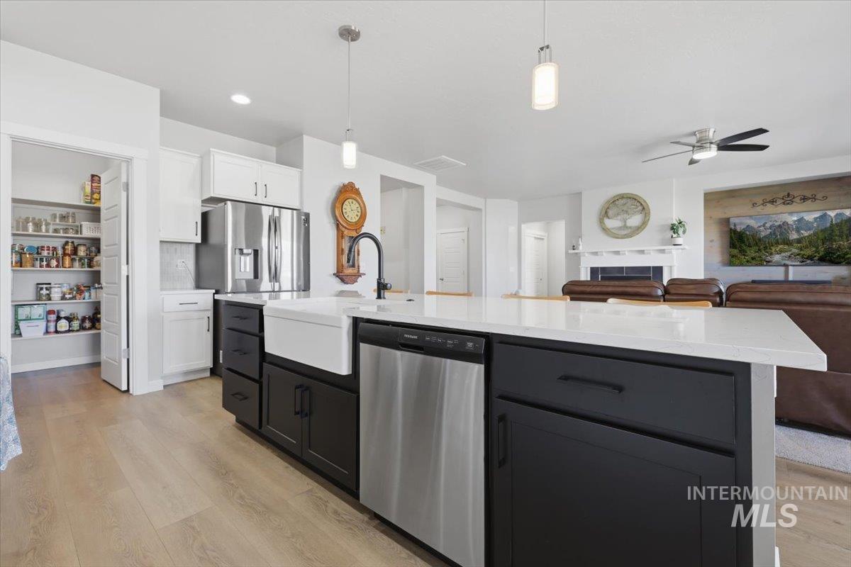 5070 W Vanderbilt Dr, Meridian, Idaho 83646, 4 Bedrooms, 2 Bathrooms, Residential For Sale, Price $579,000, 98987643
