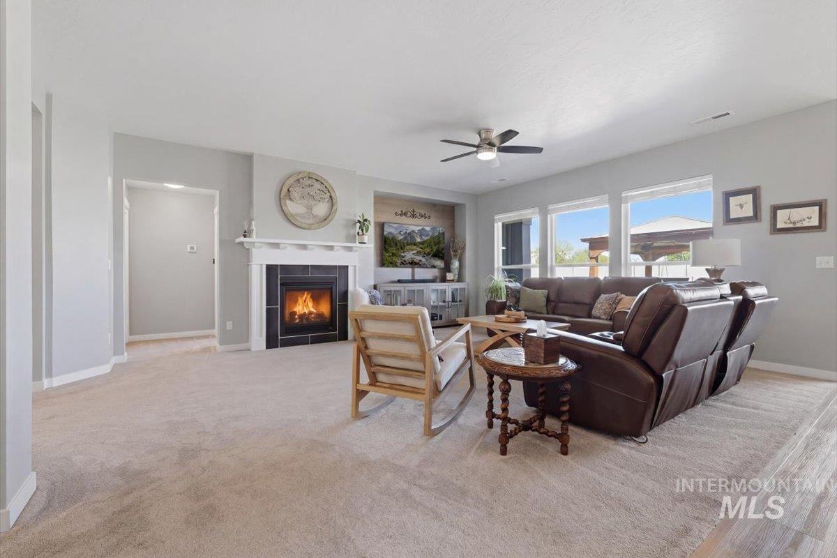 5070 W Vanderbilt Dr, Meridian, Idaho 83646, 4 Bedrooms, 2 Bathrooms, Residential For Sale, Price $579,000, 98987643