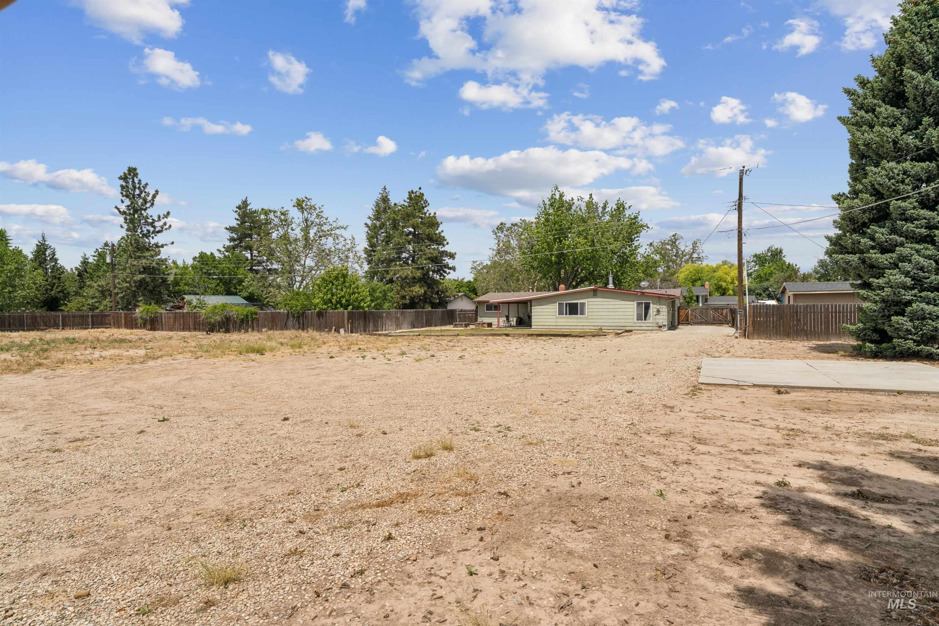 6701 W Grunder, Boise, Idaho 83705, 5 Bedrooms, 2.5 Bathrooms, Residential For Sale, Price $675,000, 98987646