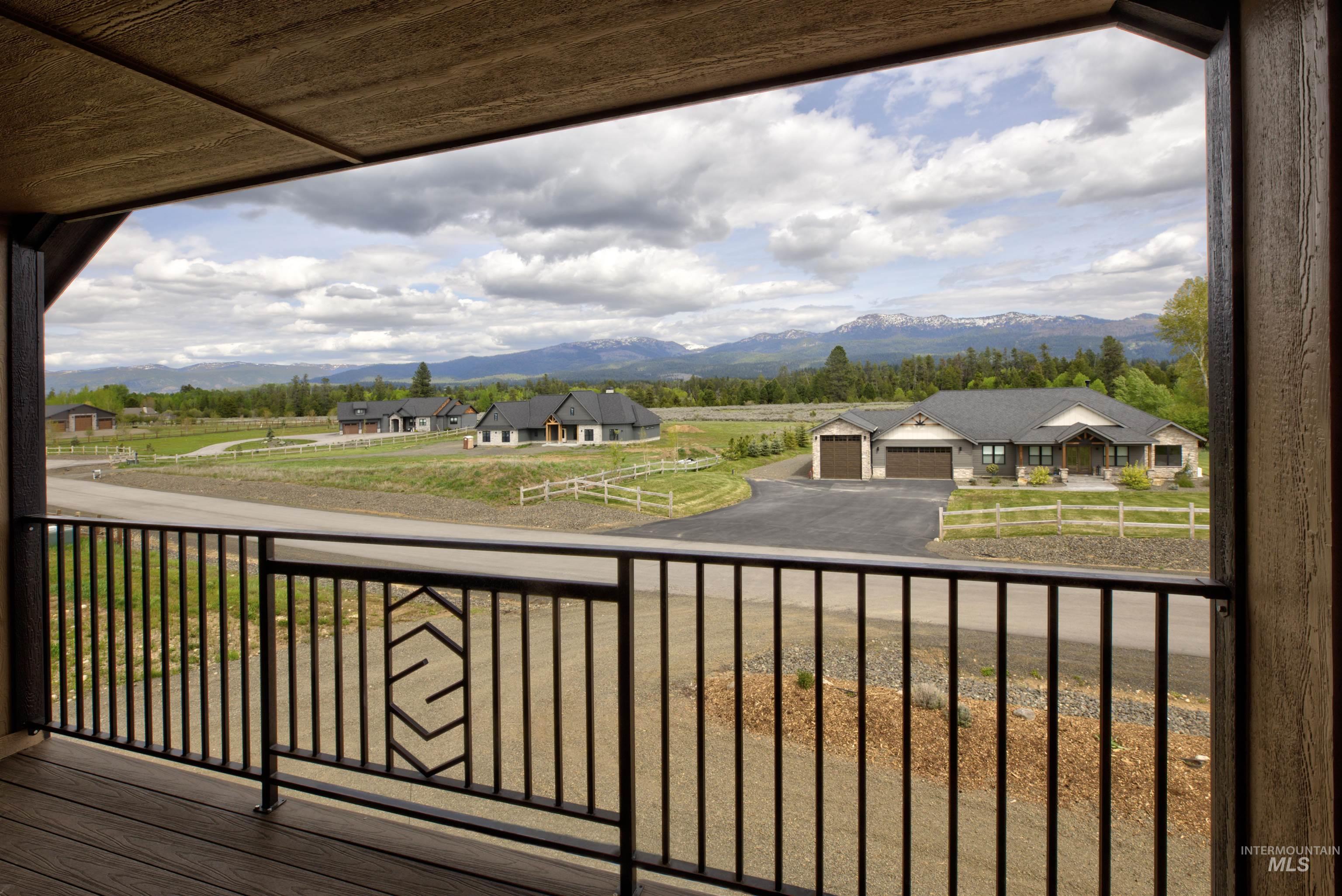 13903 Sky View Court, McCall, Idaho 83638, 4 Bedrooms, 3 Bathrooms, Residential For Sale, Price $1,595,000, 98987647