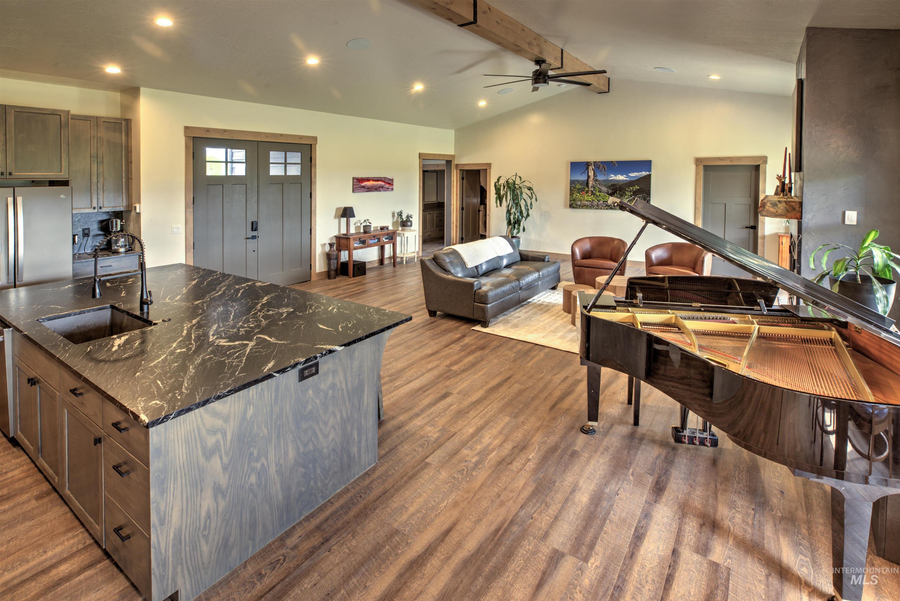 13903 Sky View Court, McCall, Idaho 83638, 4 Bedrooms, 3 Bathrooms, Residential For Sale, Price $1,595,000, 98987647