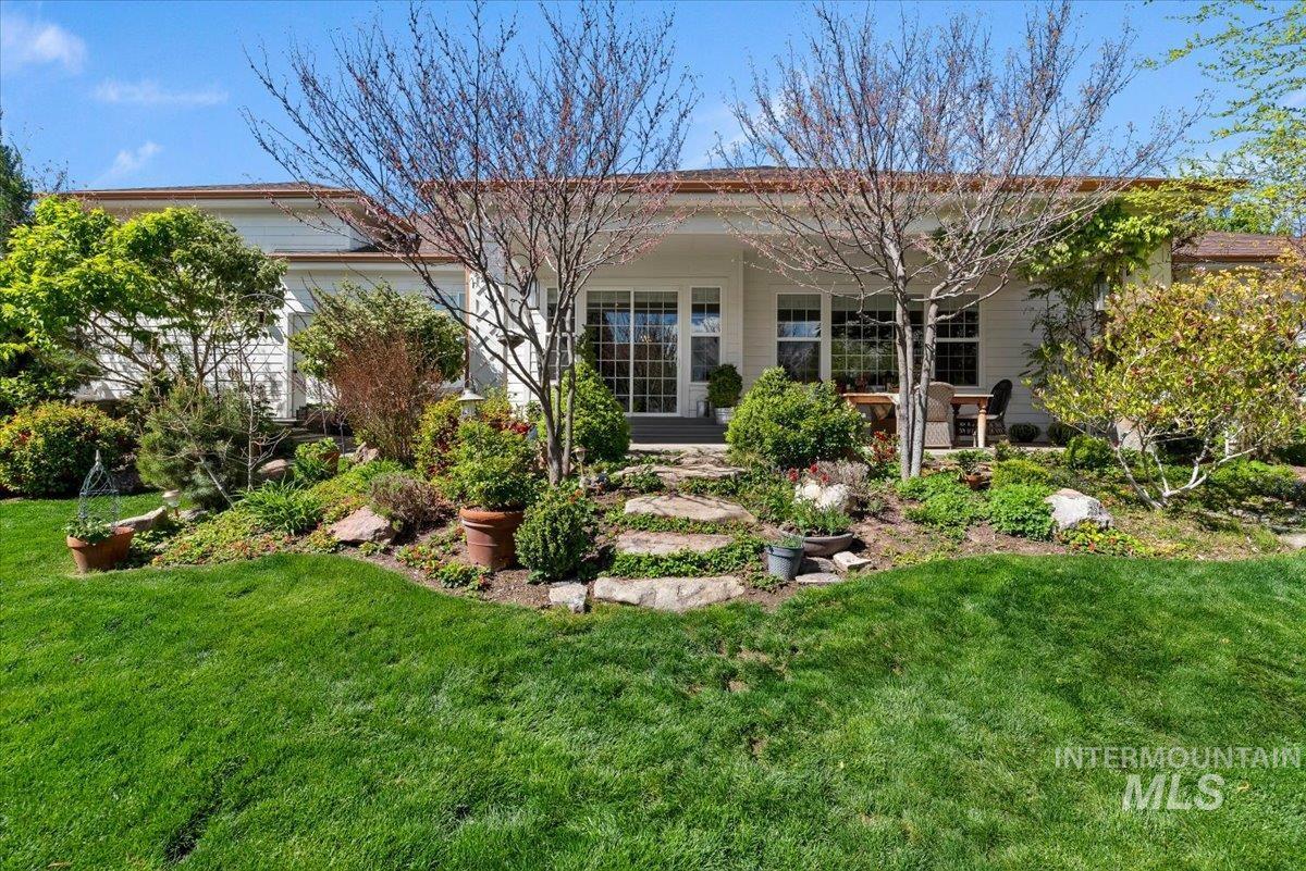 15164 Pinehurst Way, Caldwell, Idaho 83607, 3 Bedrooms, 3 Bathrooms, Residential For Sale, Price $890,000, 98987648