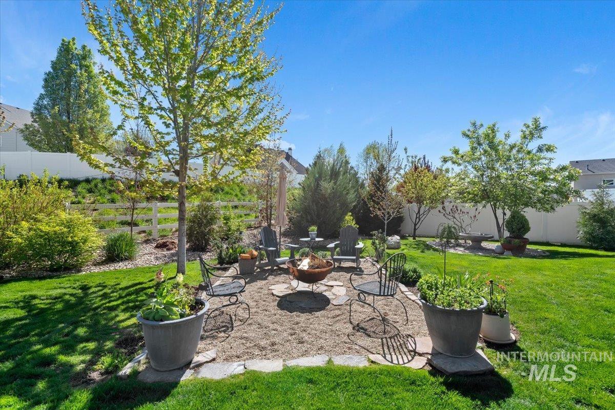 15164 Pinehurst Way, Caldwell, Idaho 83607, 3 Bedrooms, 3 Bathrooms, Residential For Sale, Price $890,000, 98987648