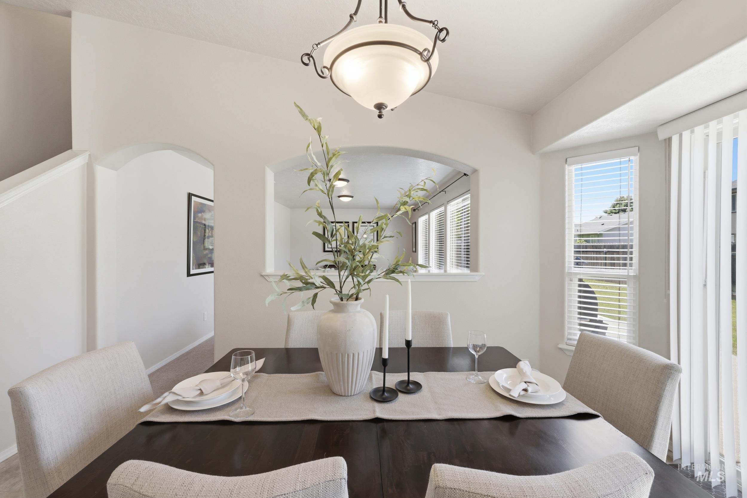 6555 S Moon Pl., Boise, Idaho 83709, 4 Bedrooms, 3 Bathrooms, Residential For Sale, Price $525,000, 98987649