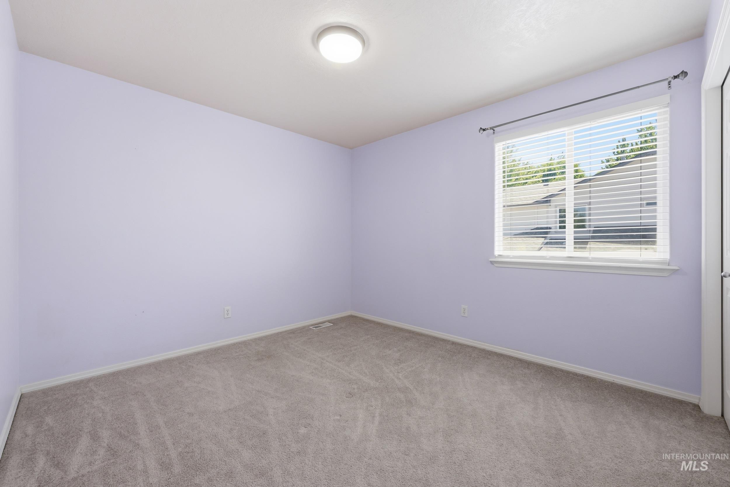 6555 S Moon Pl., Boise, Idaho 83709, 4 Bedrooms, 3 Bathrooms, Residential For Sale, Price $525,000, 98987649