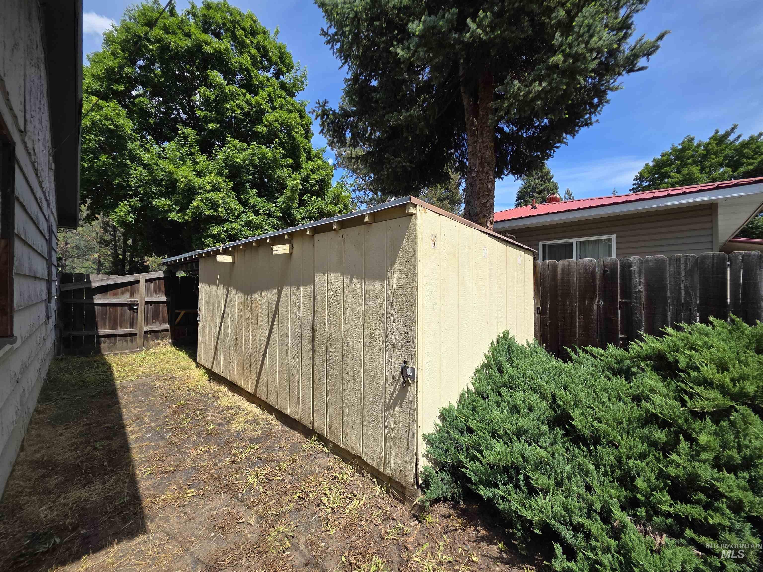 13620 Hwy 12, Orofino, Idaho 83544, 3 Bedrooms, 1 Bathroom, Residential For Sale, Price $264,000, 98987653