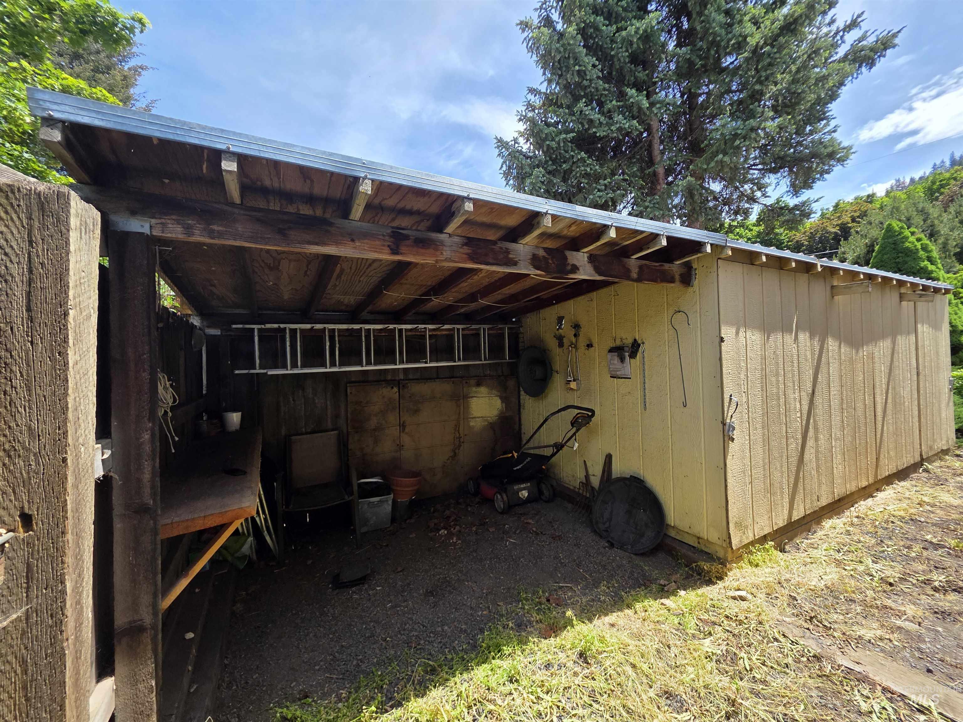 13620 Hwy 12, Orofino, Idaho 83544, 3 Bedrooms, 1 Bathroom, Residential For Sale, Price $264,000, 98987653