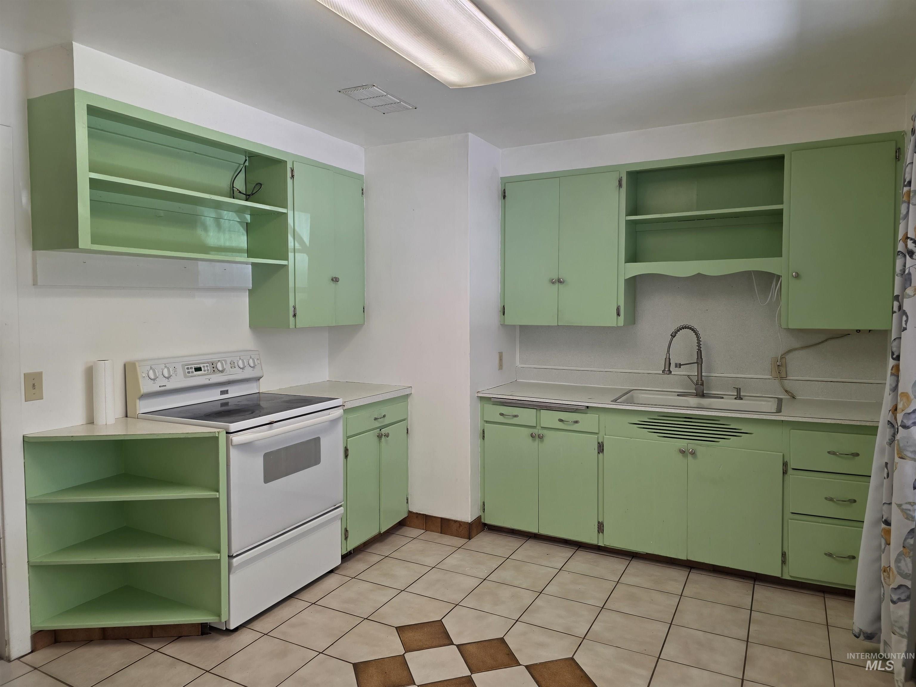 13620 Hwy 12, Orofino, Idaho 83544, 3 Bedrooms, 1 Bathroom, Residential For Sale, Price $264,000, 98987653