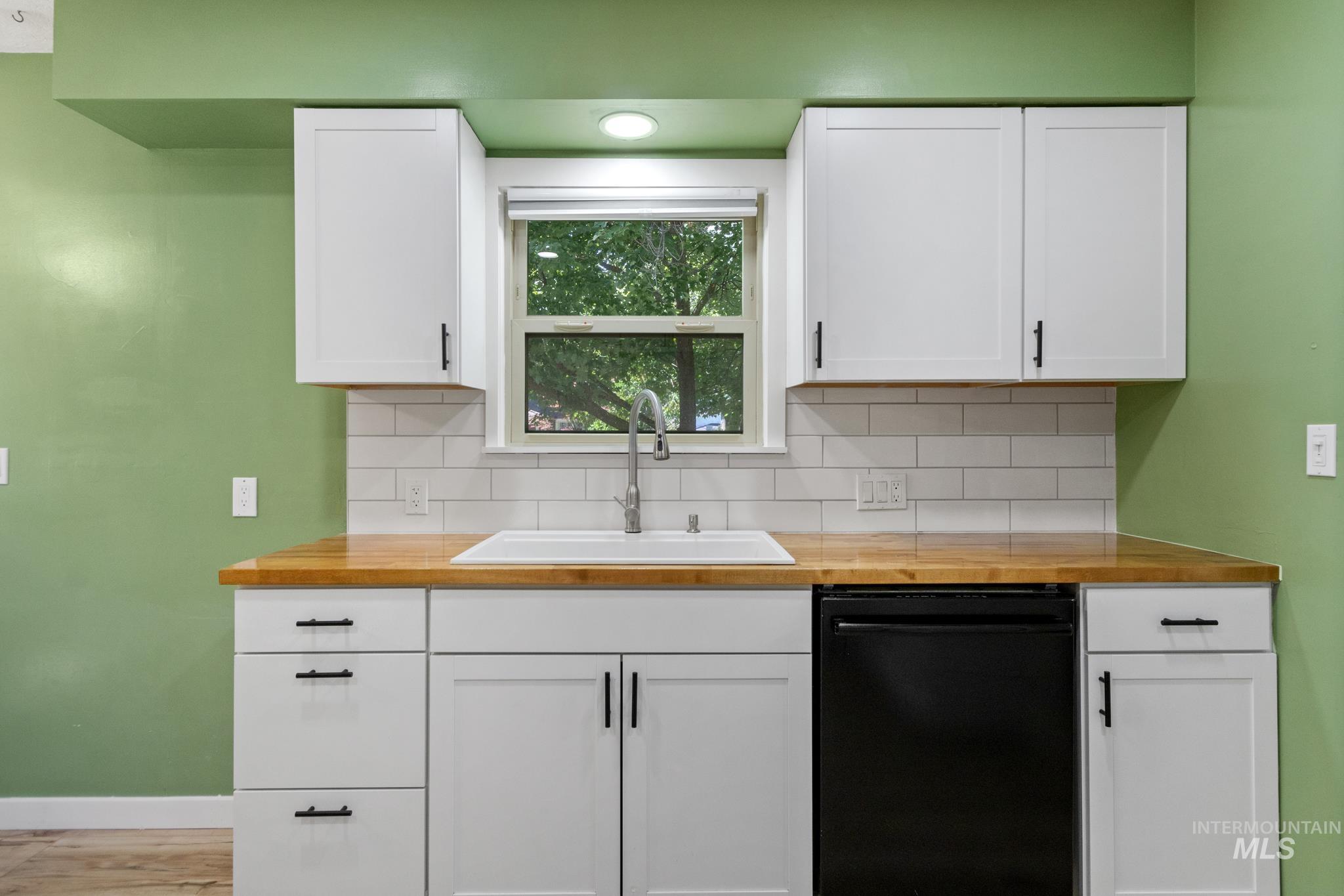 1110 N 14Th St, Boise, Idaho 83702, 4 Bedrooms, 2 Bathrooms, Residential For Sale, Price $749,900,MLS 98987654