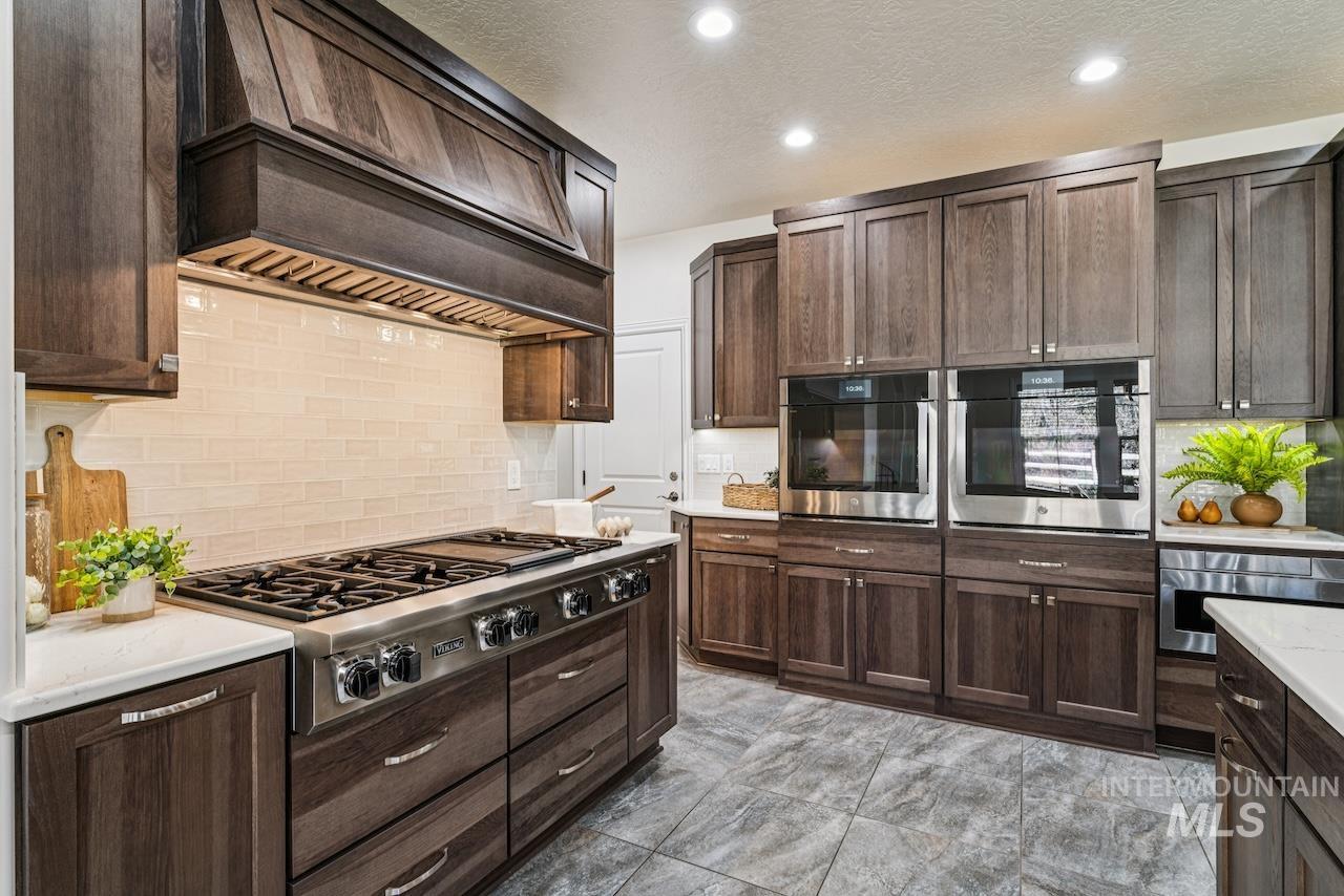 977 N Woodvalley Pl, Eagle, Idaho 83616, 3 Bedrooms, 2.5 Bathrooms, Residential For Sale, Price $1,034,500, 98987657