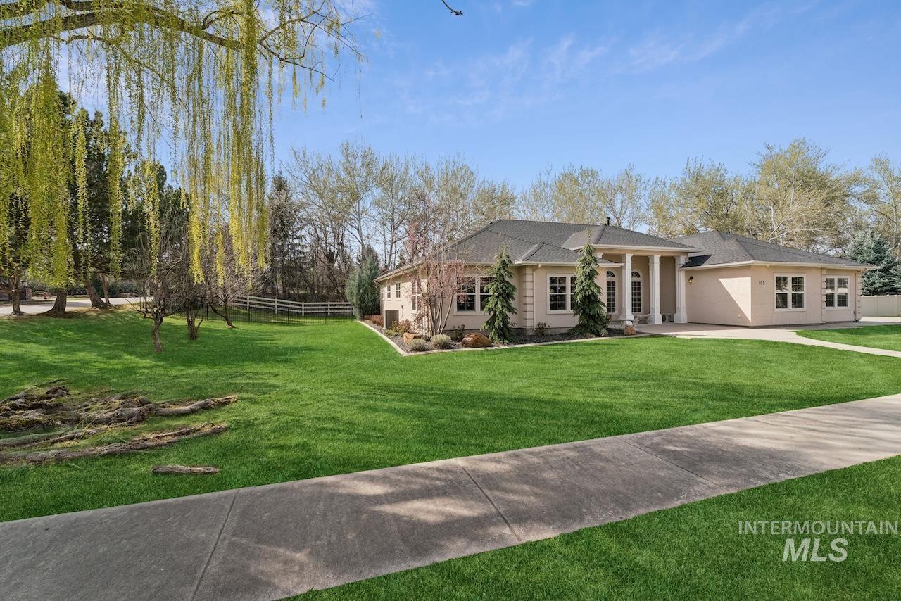 977 N Woodvalley Pl, Eagle, Idaho 83616, 3 Bedrooms, 2.5 Bathrooms, Residential For Sale, Price $1,034,500, 98987657