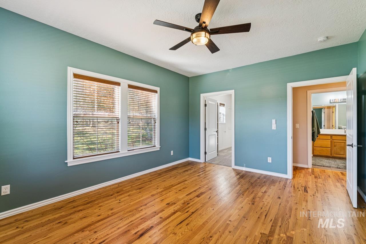 977 N Woodvalley Pl, Eagle, Idaho 83616, 3 Bedrooms, 2.5 Bathrooms, Residential For Sale, Price $1,034,500, 98987657