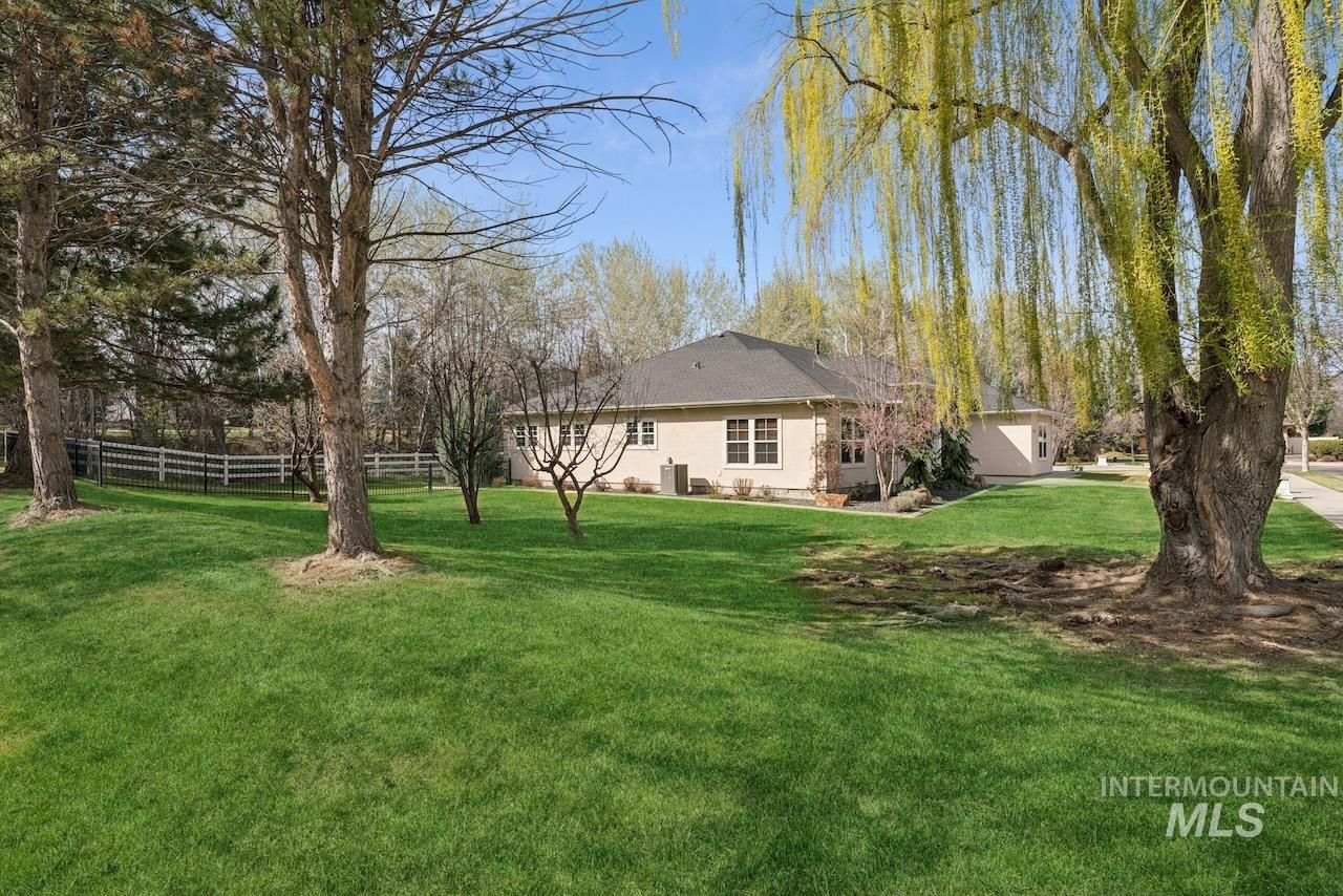977 N Woodvalley Pl, Eagle, Idaho 83616, 3 Bedrooms, 2.5 Bathrooms, Residential For Sale, Price $1,034,500, 98987657