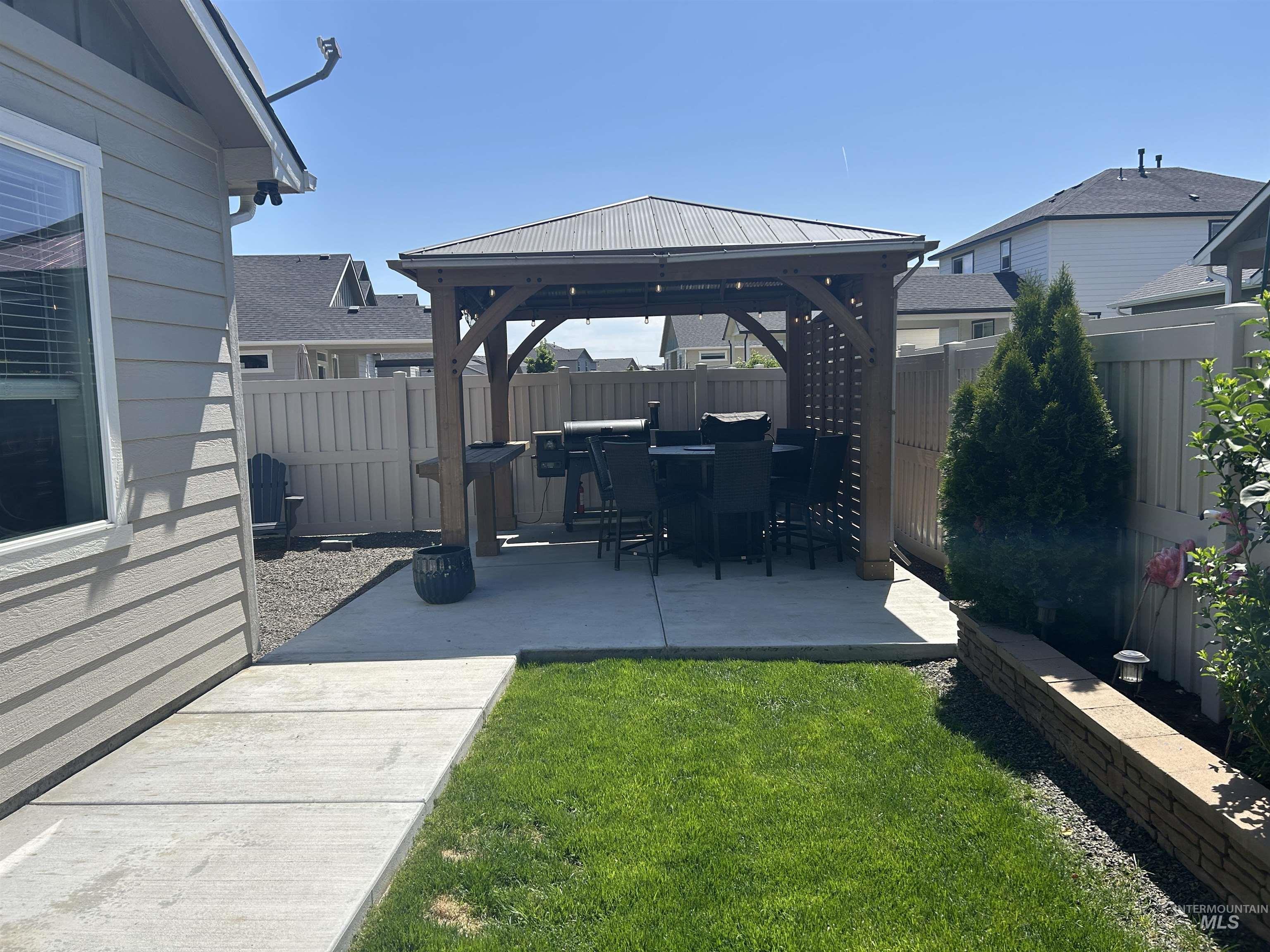 7675 W Snowberry Dr, Boise, Idaho 83709, 4 Bedrooms, 2 Bathrooms, Residential For Sale, Price $540,000, 98987658