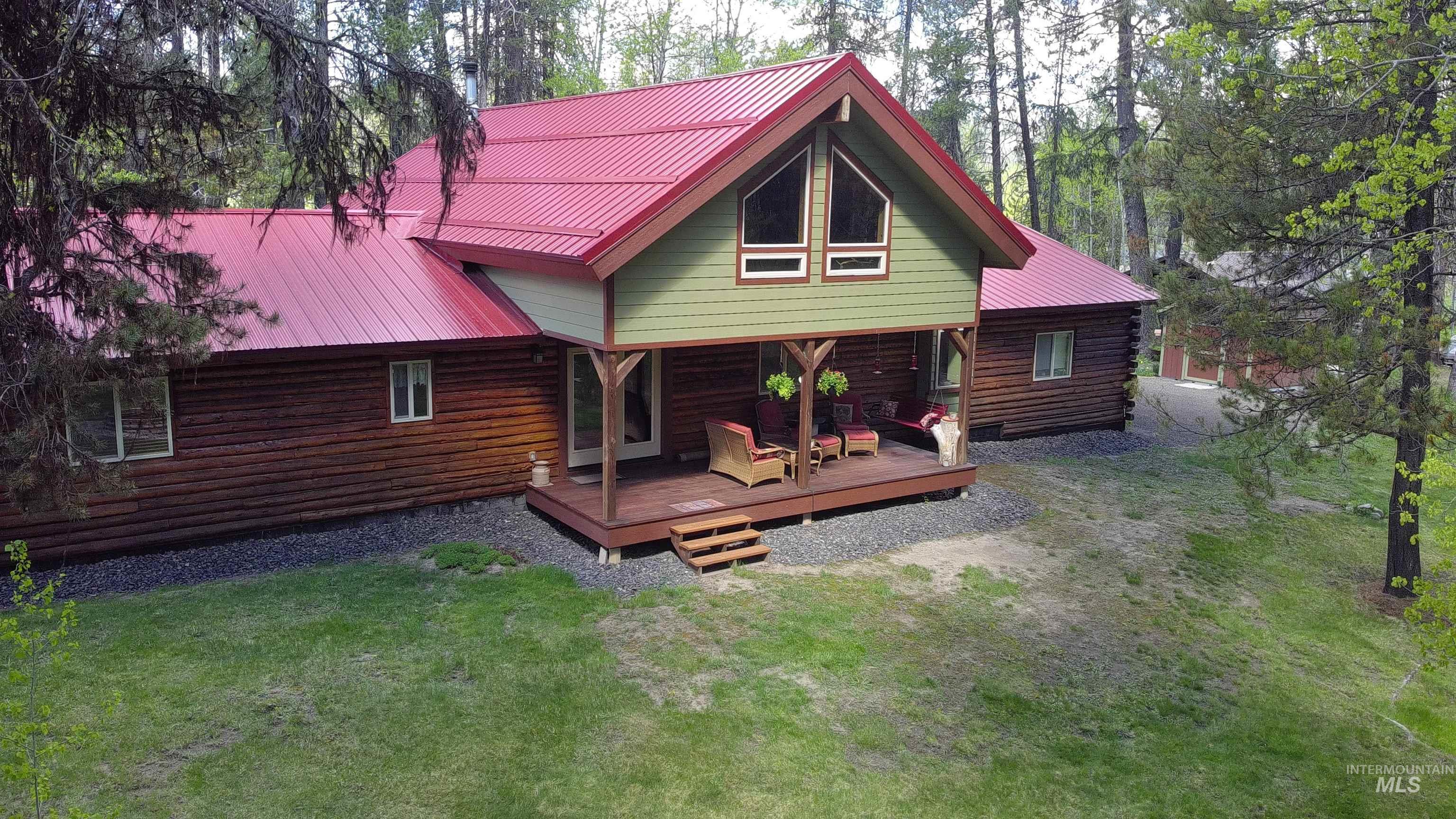 10534 Hwy 55, Cascade, Idaho 83611, 2 Bedrooms, 2 Bathrooms, Residential For Sale, Price $799,900, 98987661