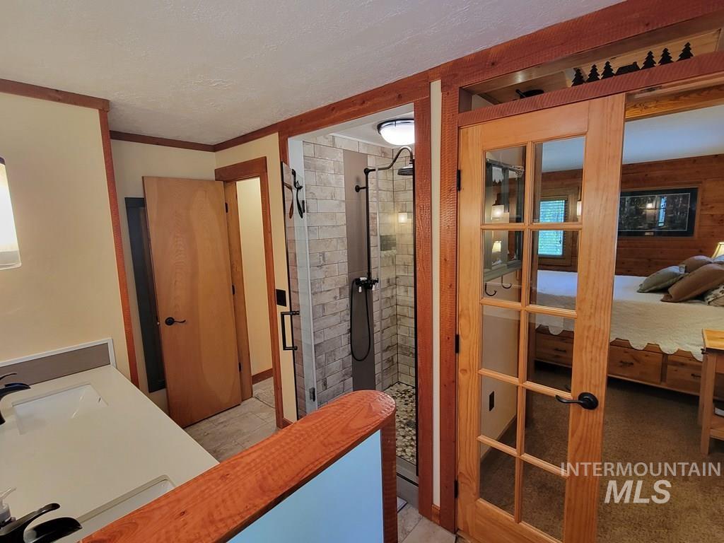 10534 Hwy 55, Cascade, Idaho 83611, 2 Bedrooms, 2 Bathrooms, Residential For Sale, Price $799,900, 98987661