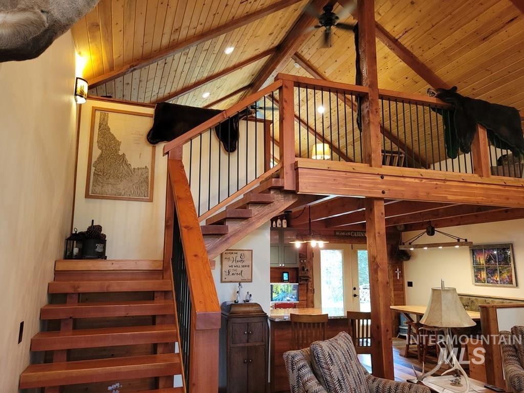 10534 Hwy 55, Cascade, Idaho 83611, 2 Bedrooms, 2 Bathrooms, Residential For Sale, Price $799,900, 98987661