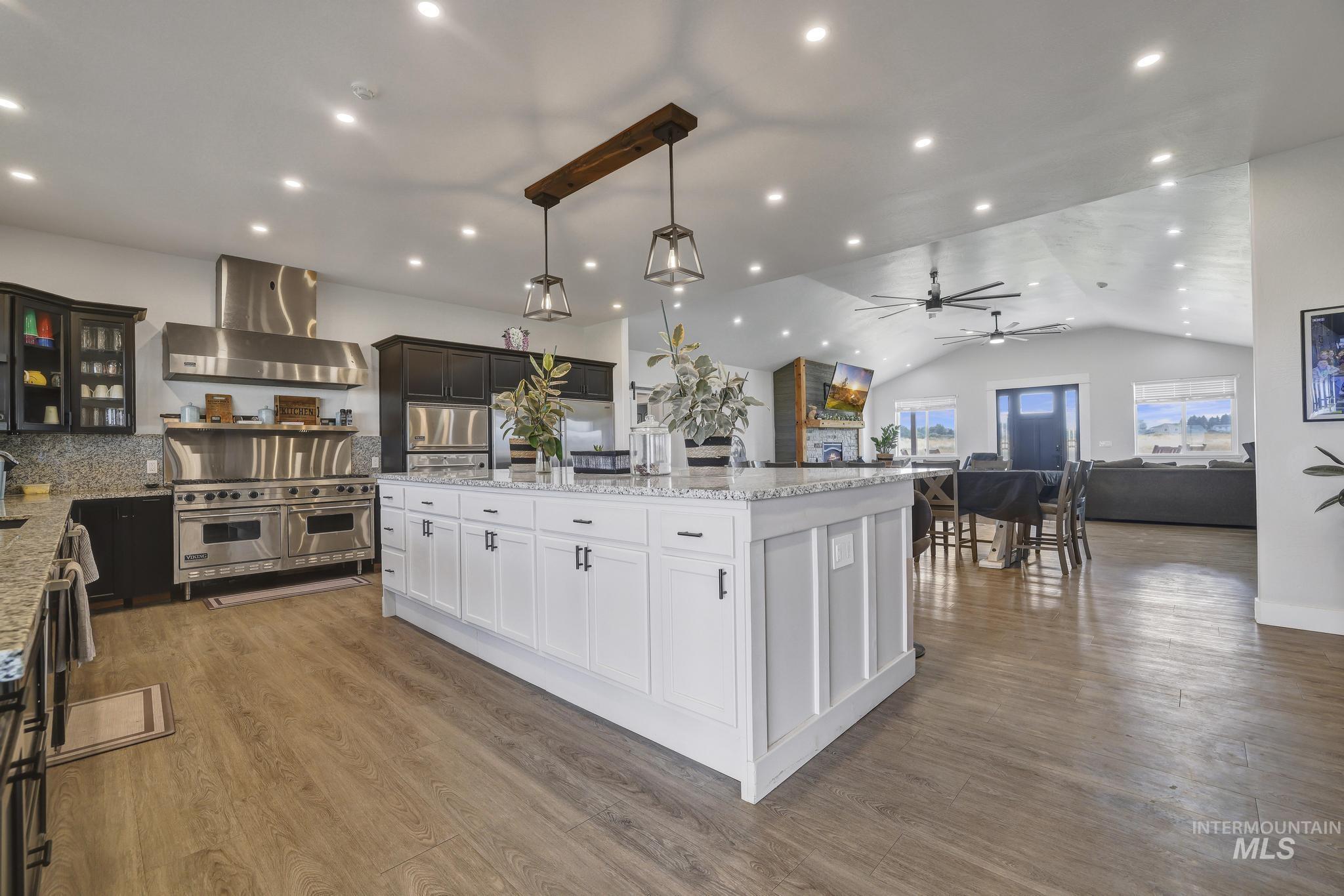 4038 n 3510 e West dr, Kimberly, Idaho 83341, 5 Bedrooms, 4 Bathrooms, Residential For Sale, Price $1,400,000, 98987665