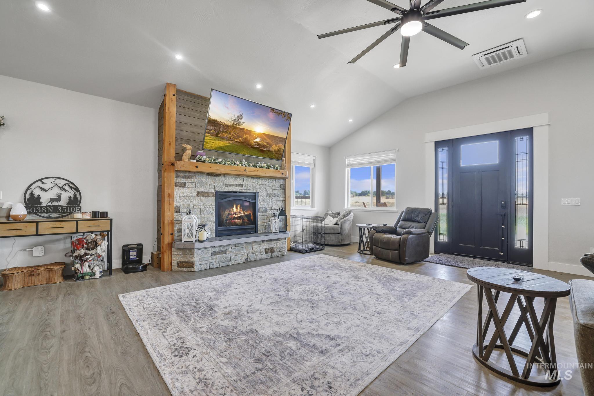 4038 n 3510 e West dr, Kimberly, Idaho 83341, 5 Bedrooms, 4 Bathrooms, Residential For Sale, Price $1,400,000, 98987665