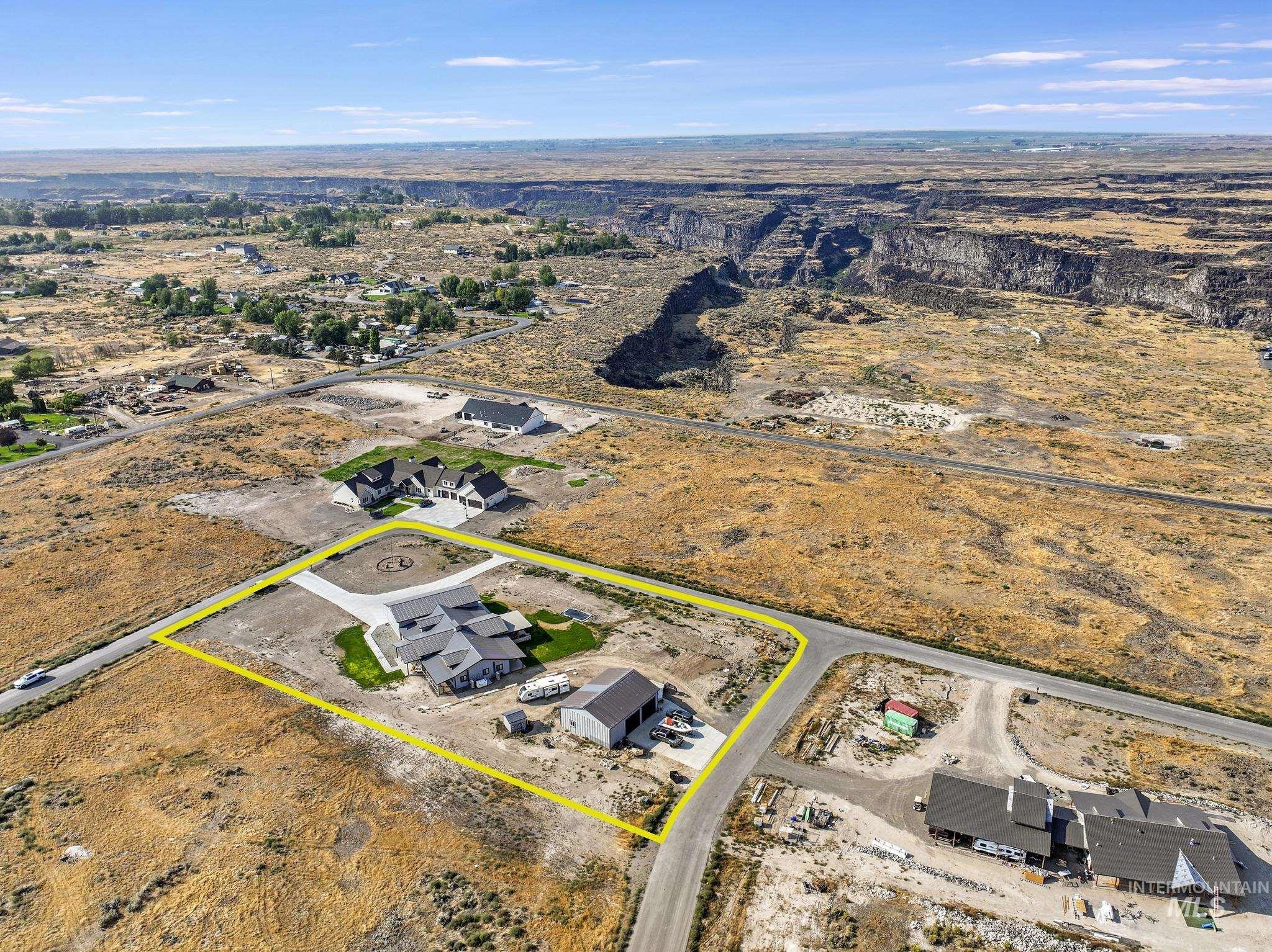 4038 n 3510 e West dr, Kimberly, Idaho 83341, 5 Bedrooms, 4 Bathrooms, Residential For Sale, Price $1,400,000, 98987665