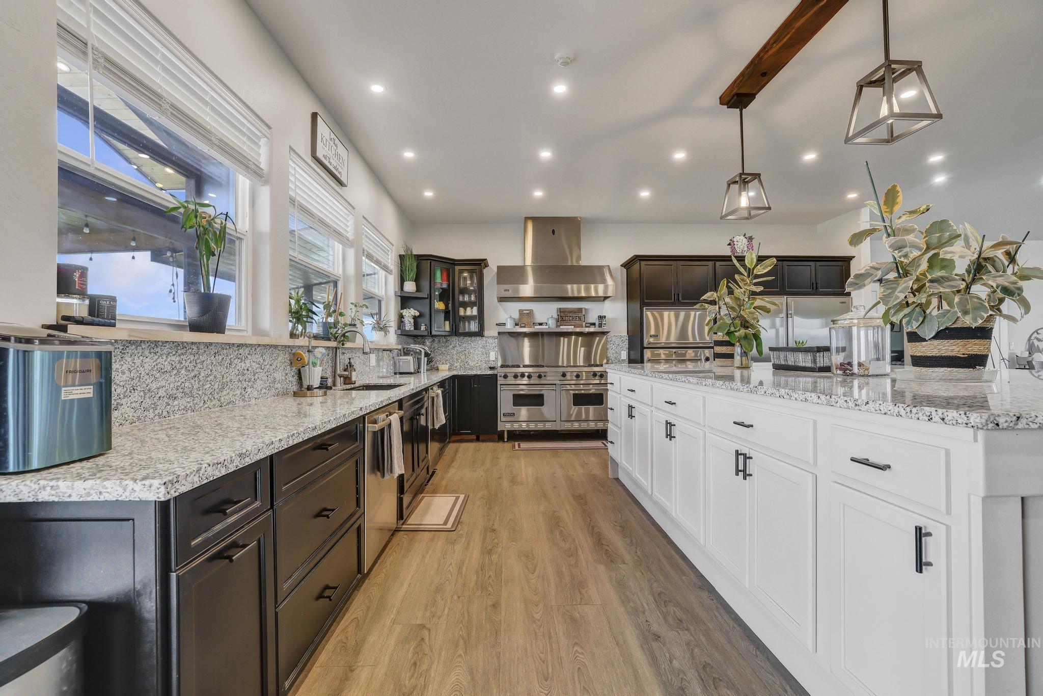 4038 n 3510 e West dr, Kimberly, Idaho 83341, 5 Bedrooms, 4 Bathrooms, Residential For Sale, Price $1,400,000, 98987665