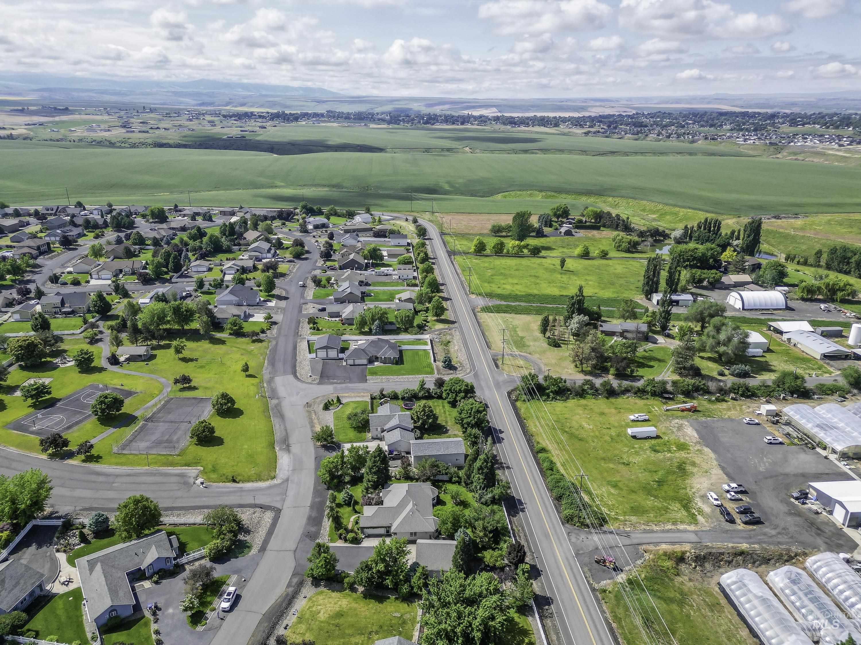 1750 E Wheatlands, Lewiston, Idaho 83501, 4 Bedrooms, 3 Bathrooms, Residential For Sale, Price $480,000, 98987667