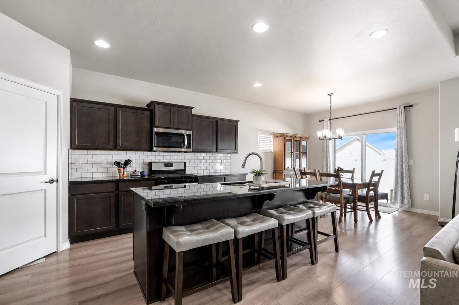 1419 Blue Grouse Way, Twin Falls, Idaho 83301-5978, 3 Bedrooms, 2 Bathrooms, Residential For Sale, Price $415,000, 98987670